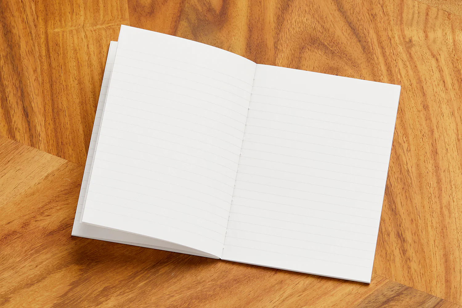 Apica CD-10 A6 Notebook - Black, Lined - Image 3