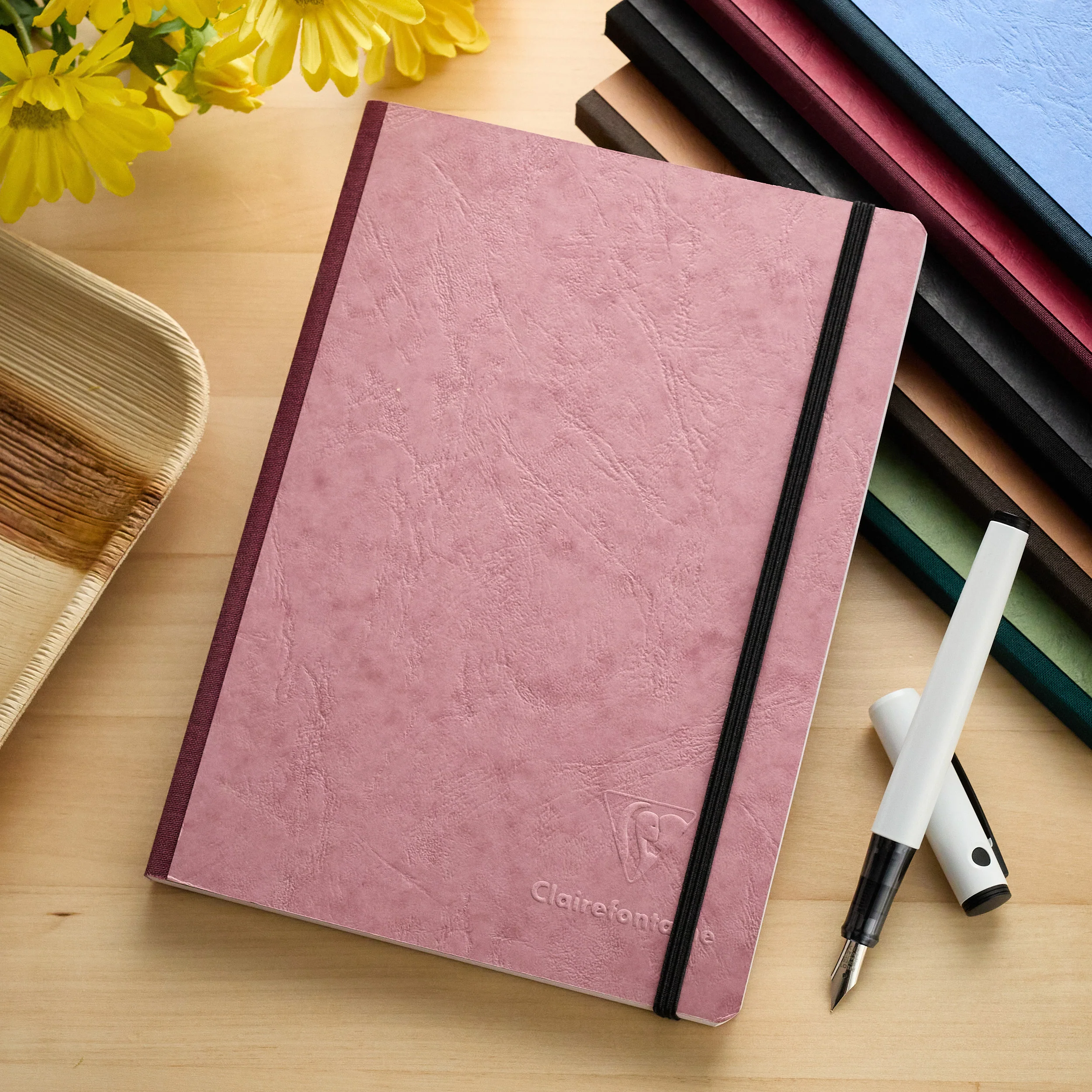 Clairefontaine Basic Clothbound A5 Notebook - Rose, Lined - Image 3