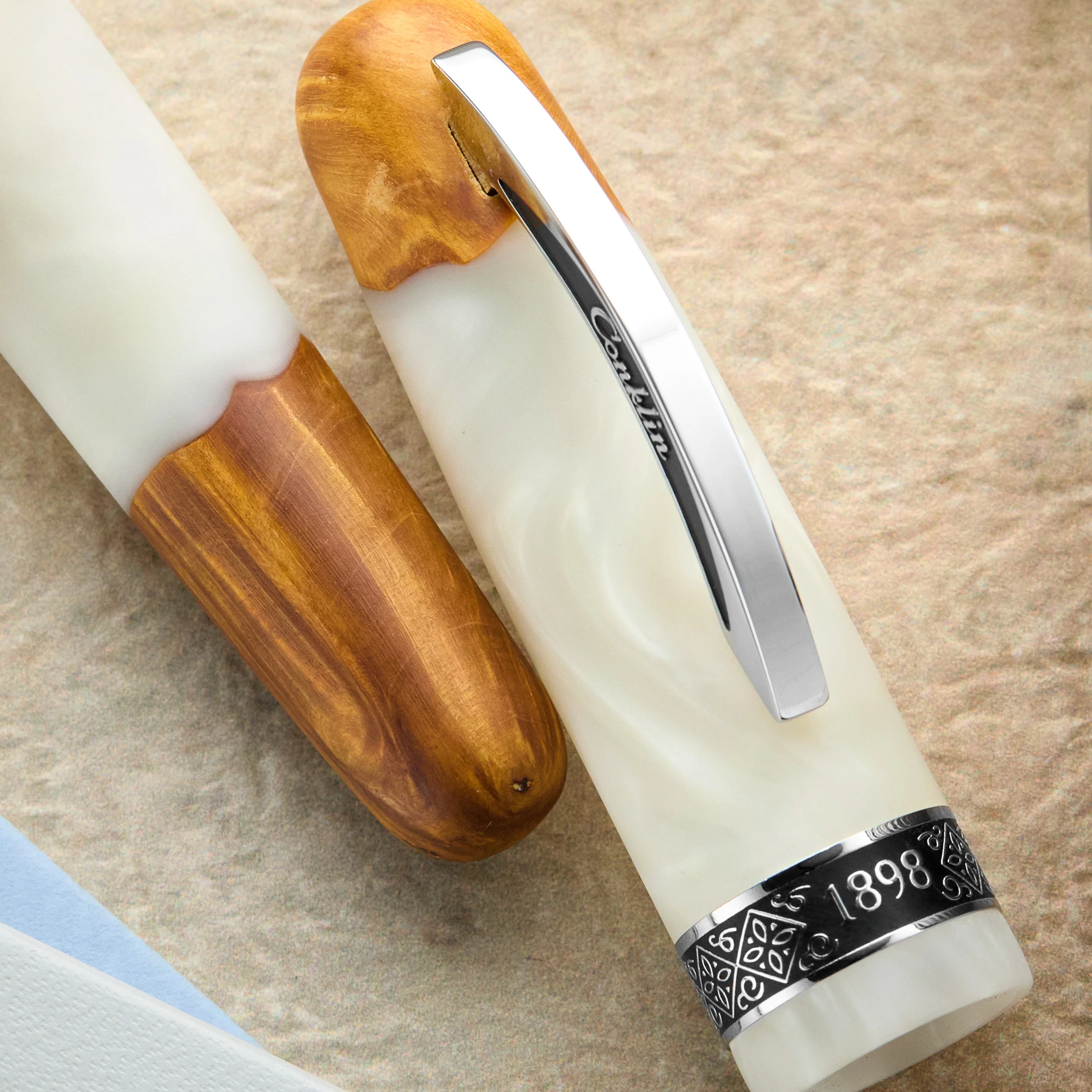 Conklin 1898 Fountain Pen - Spectra Fusion White (Limited Edition) - Image 5
