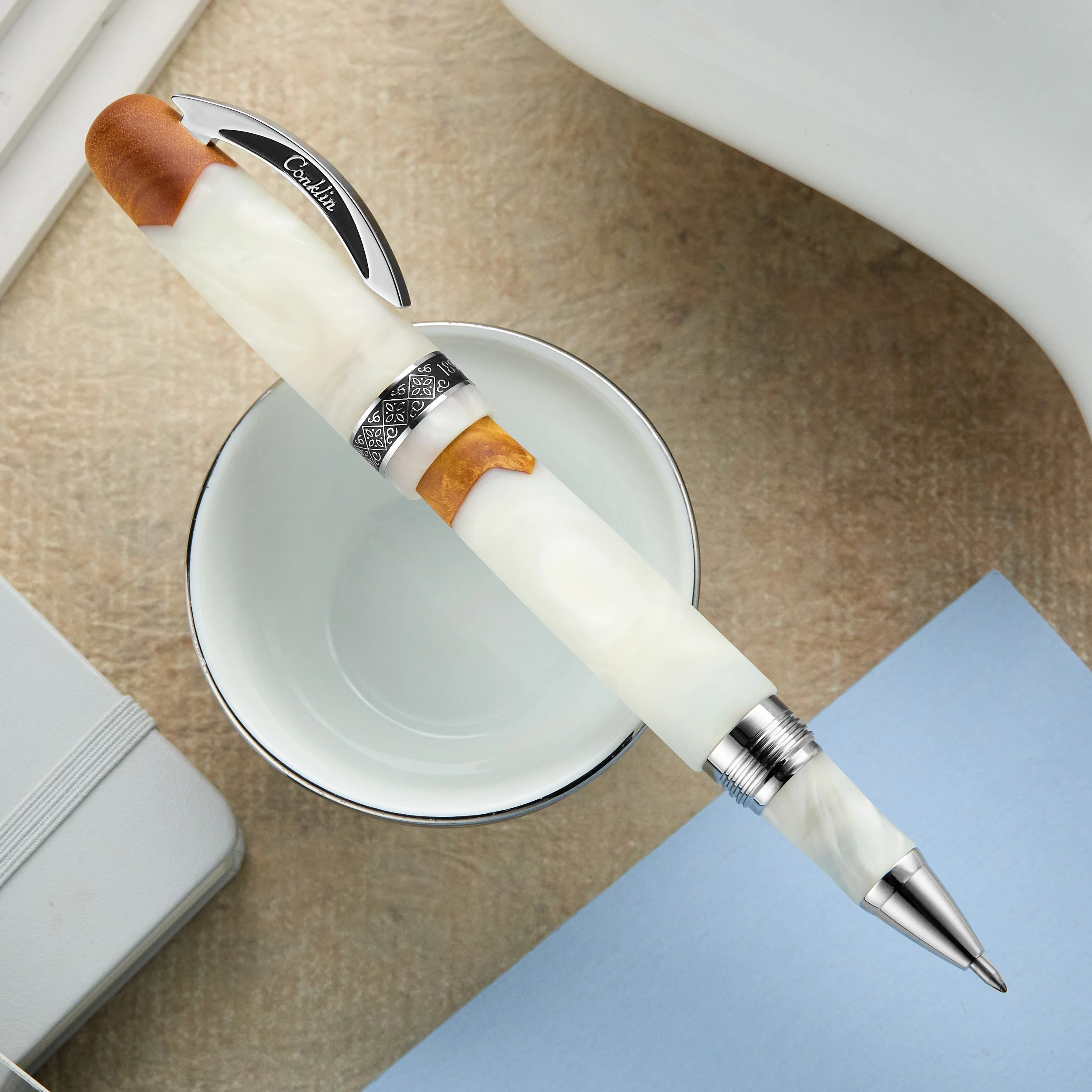 Conklin 1898 Gel Rollerball Pen - Spectra Fusion White (Limited Edition) - Image 2