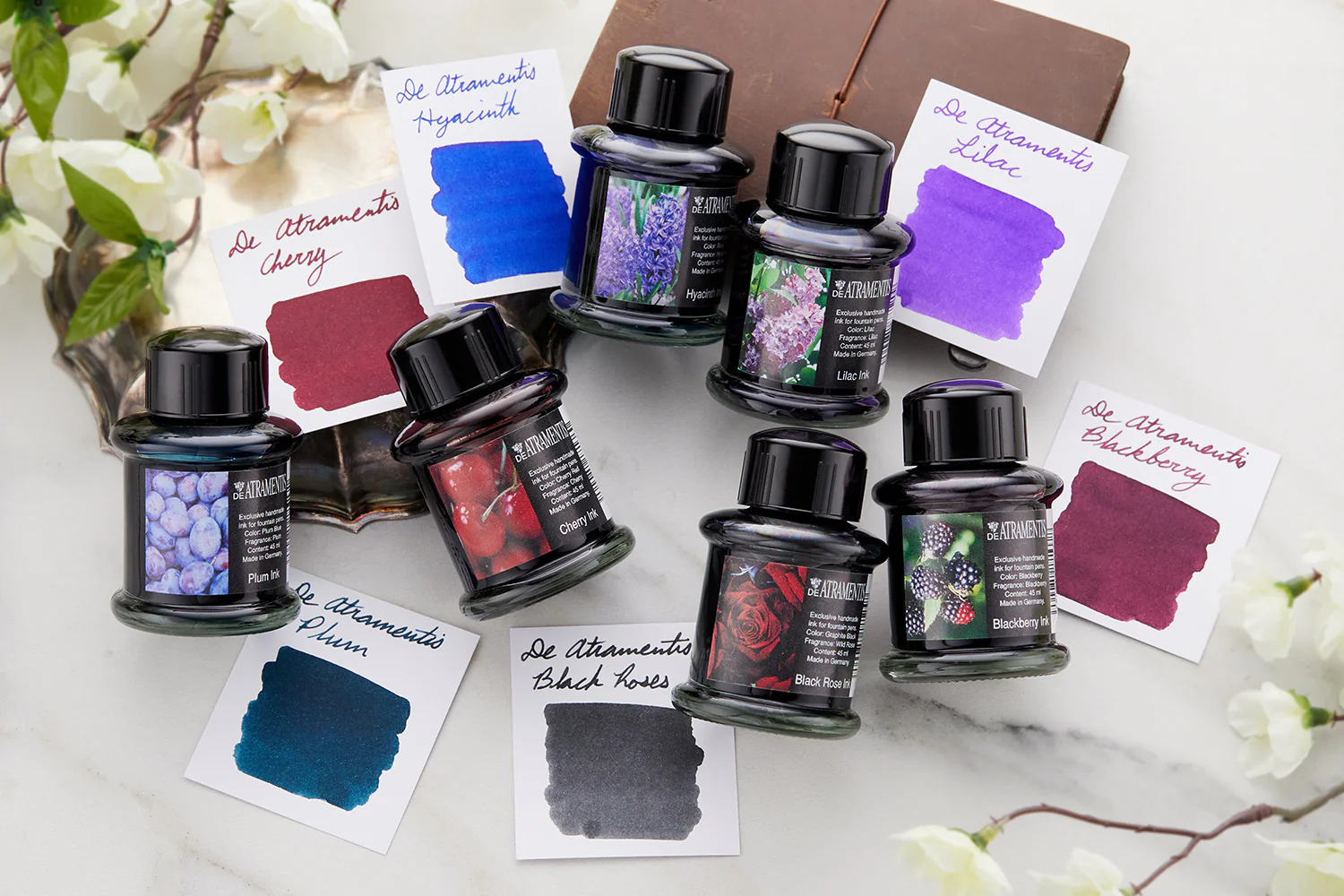 De Atramentis Cherry - 45ml Scented Bottled Ink - Image 2