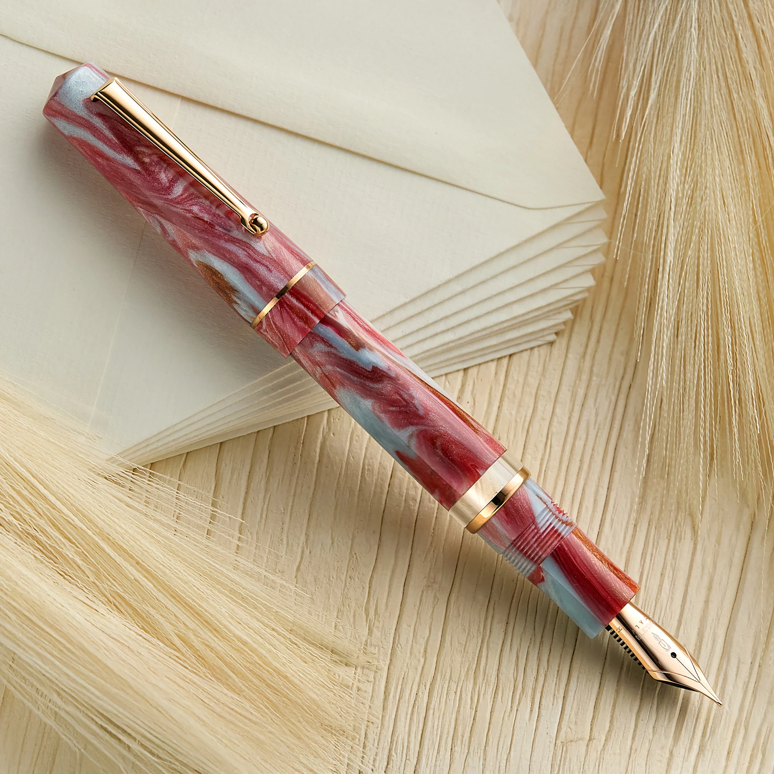 Delta Duna Fountain Pen - Ghibli - Image 5