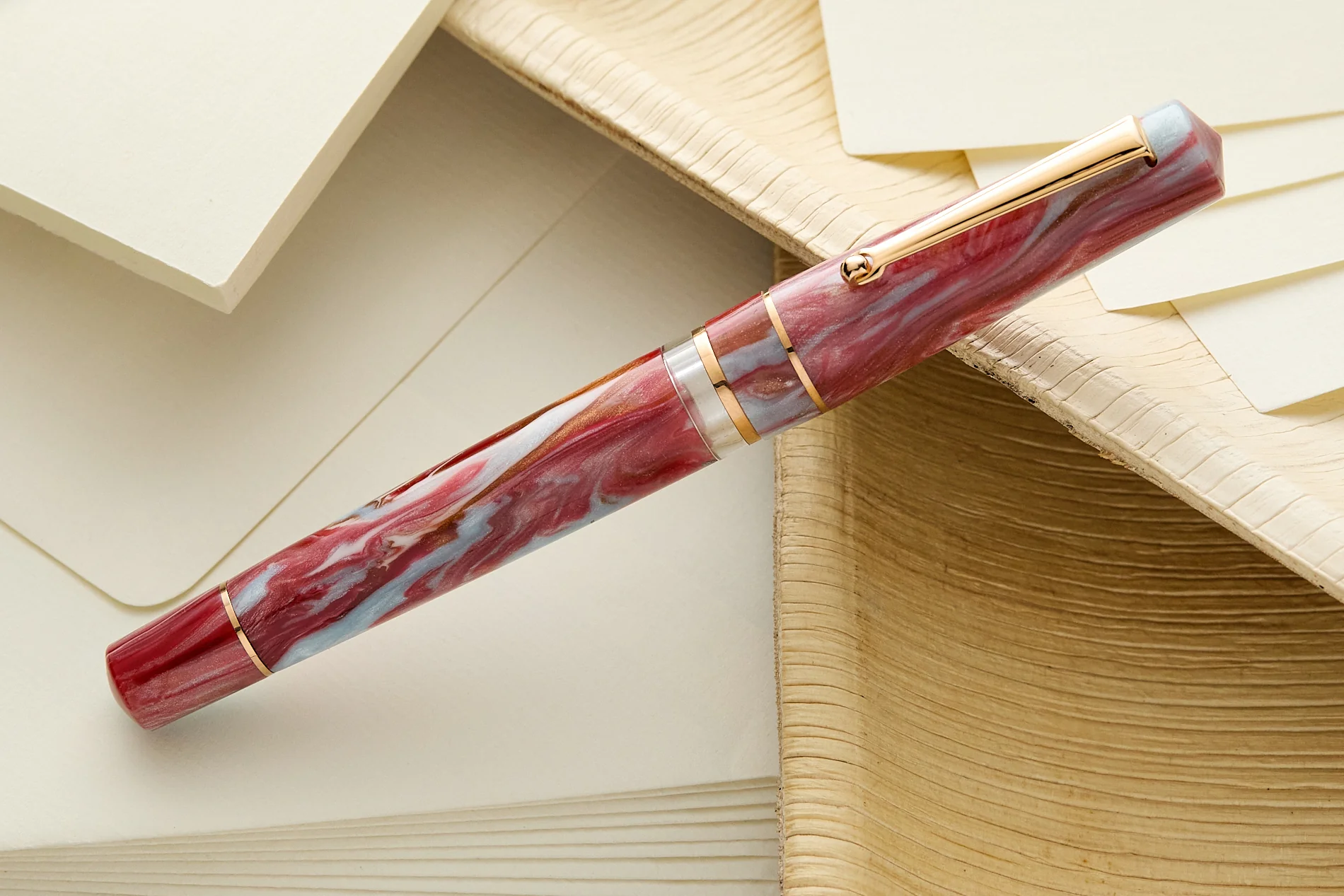 Delta Duna Fountain Pen - Ghibli - Image 6