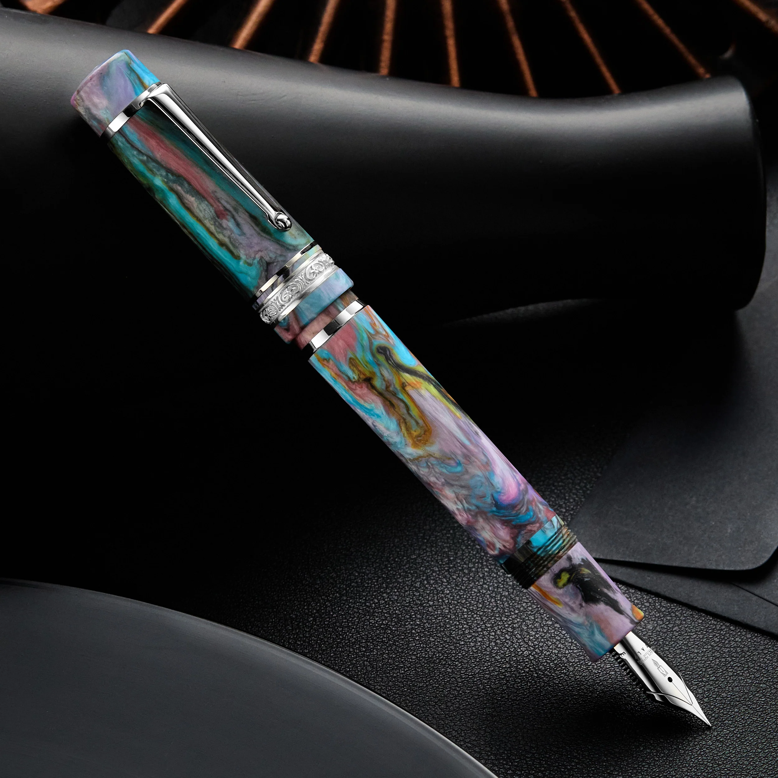 Delta DV Original Mid-Size Fountain Pen - Primary Manipulation 4.5 (Limited Edition) - Image 2