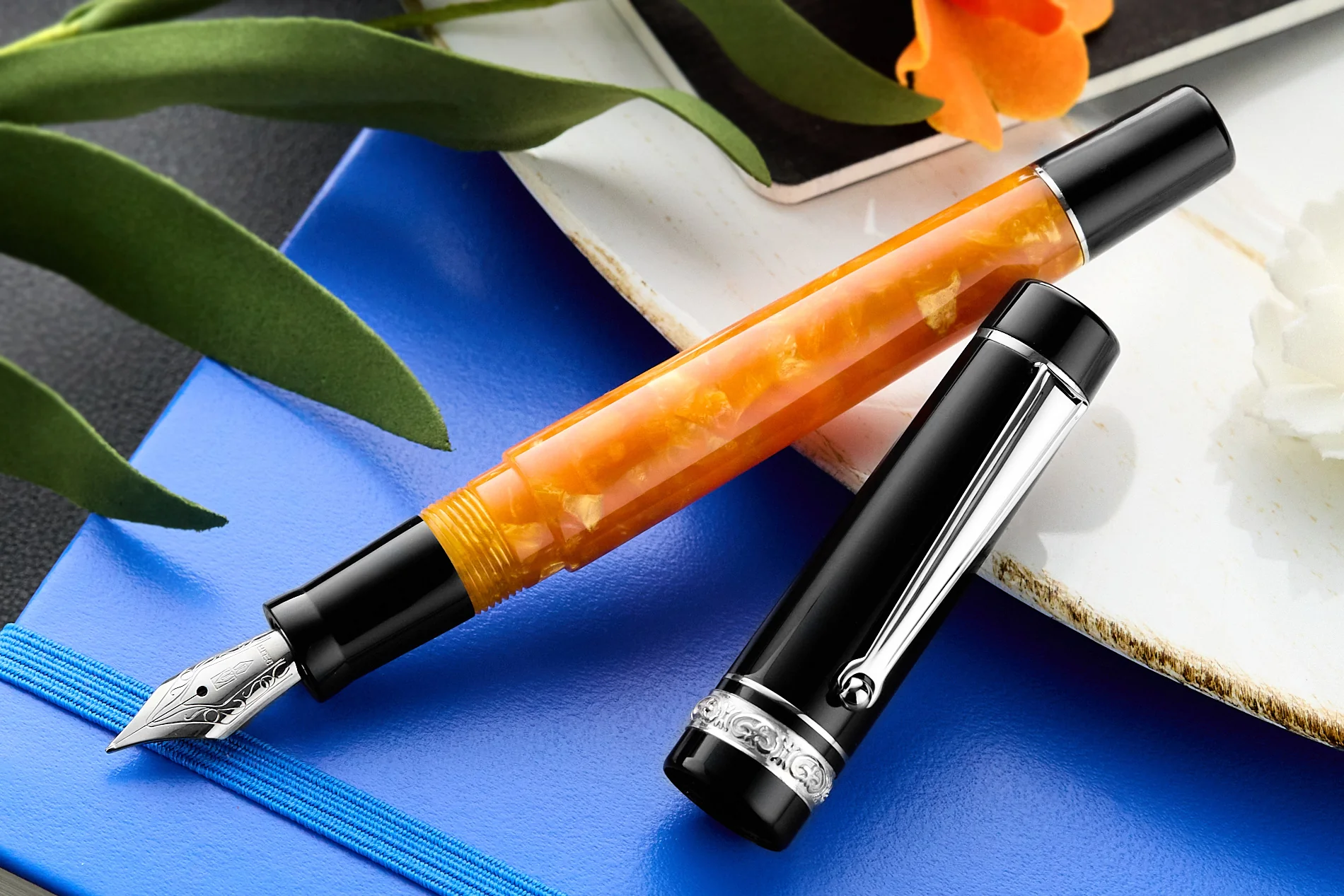 Delta DV Original Slim-Size Fountain Pen - Original - Image 6