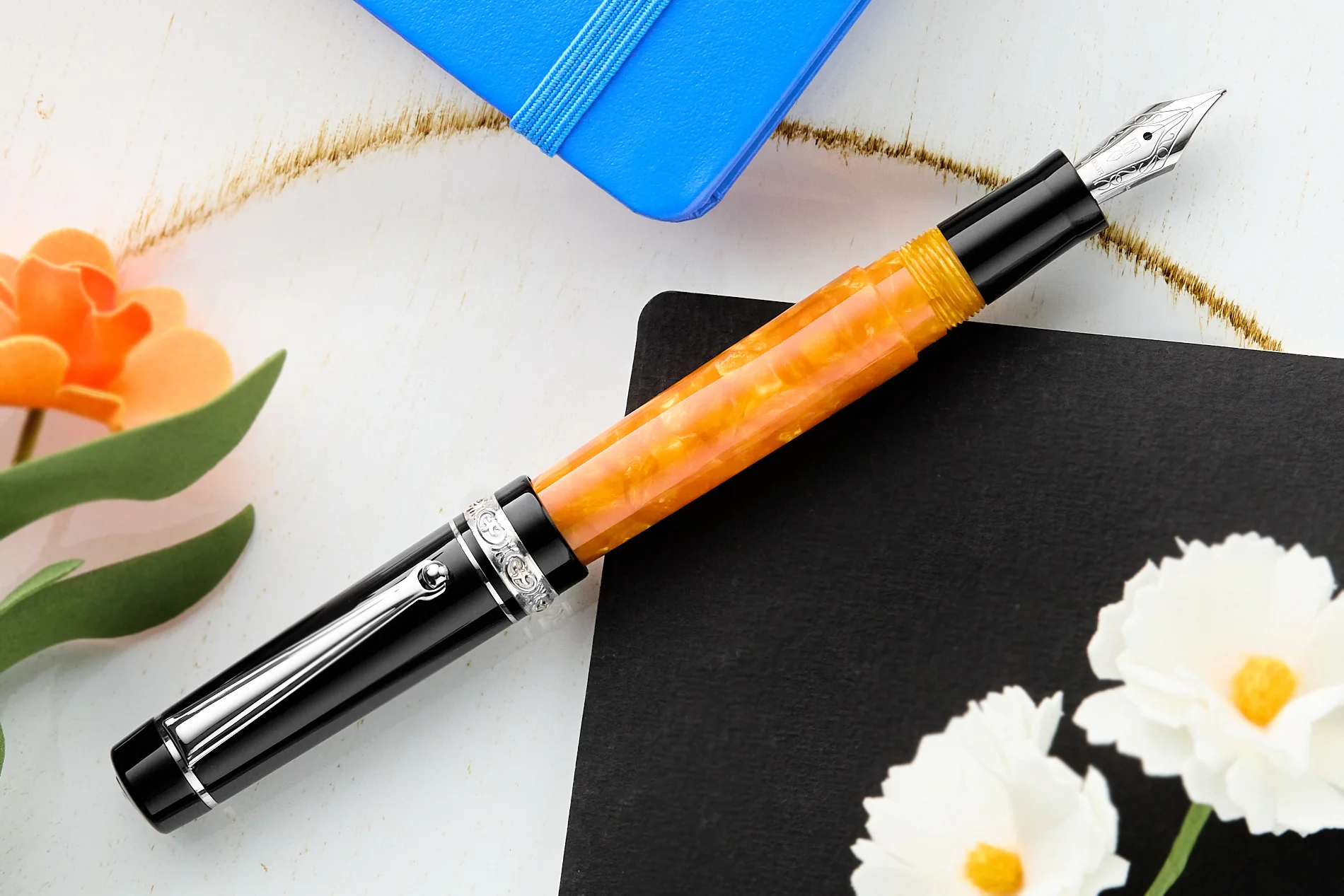 Delta DV Original Slim-Size Fountain Pen - Original - Image 7