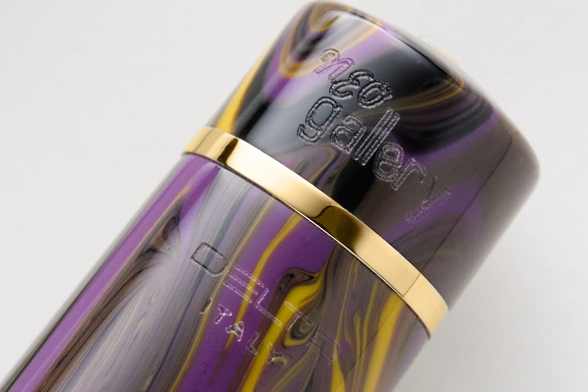 Delta Neo Gallery Fountain Pen - Iris - Image 6