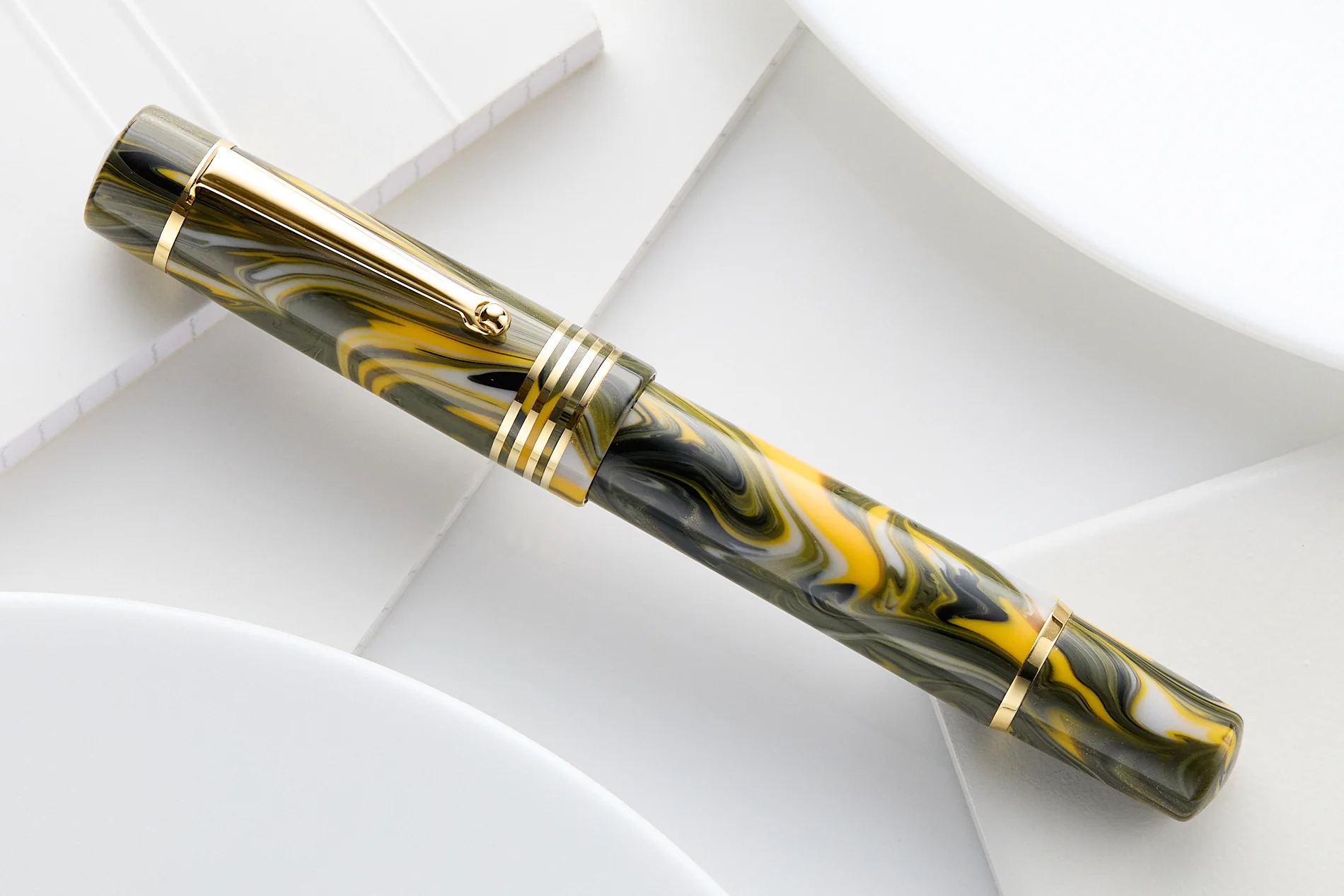 Delta Neo Gallery Fountain Pen - Marigold - Image 9