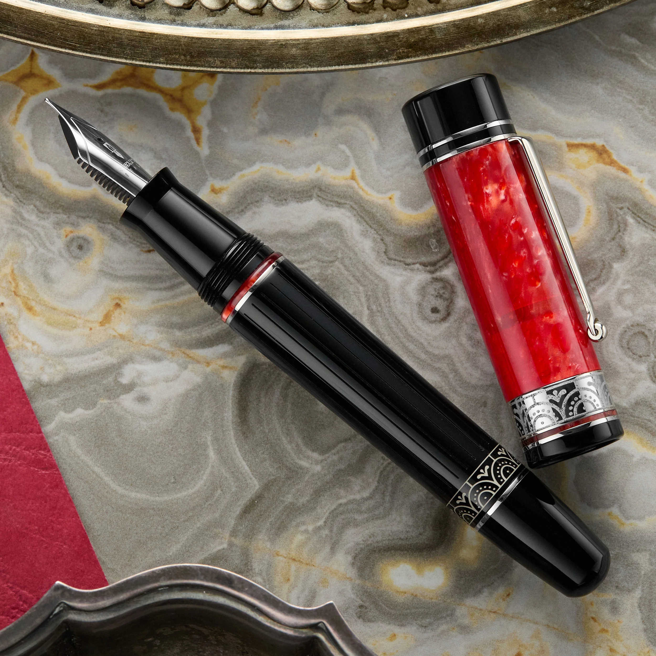 Delta POMPEII Fountain Pen (Special Edition) - Image 11
