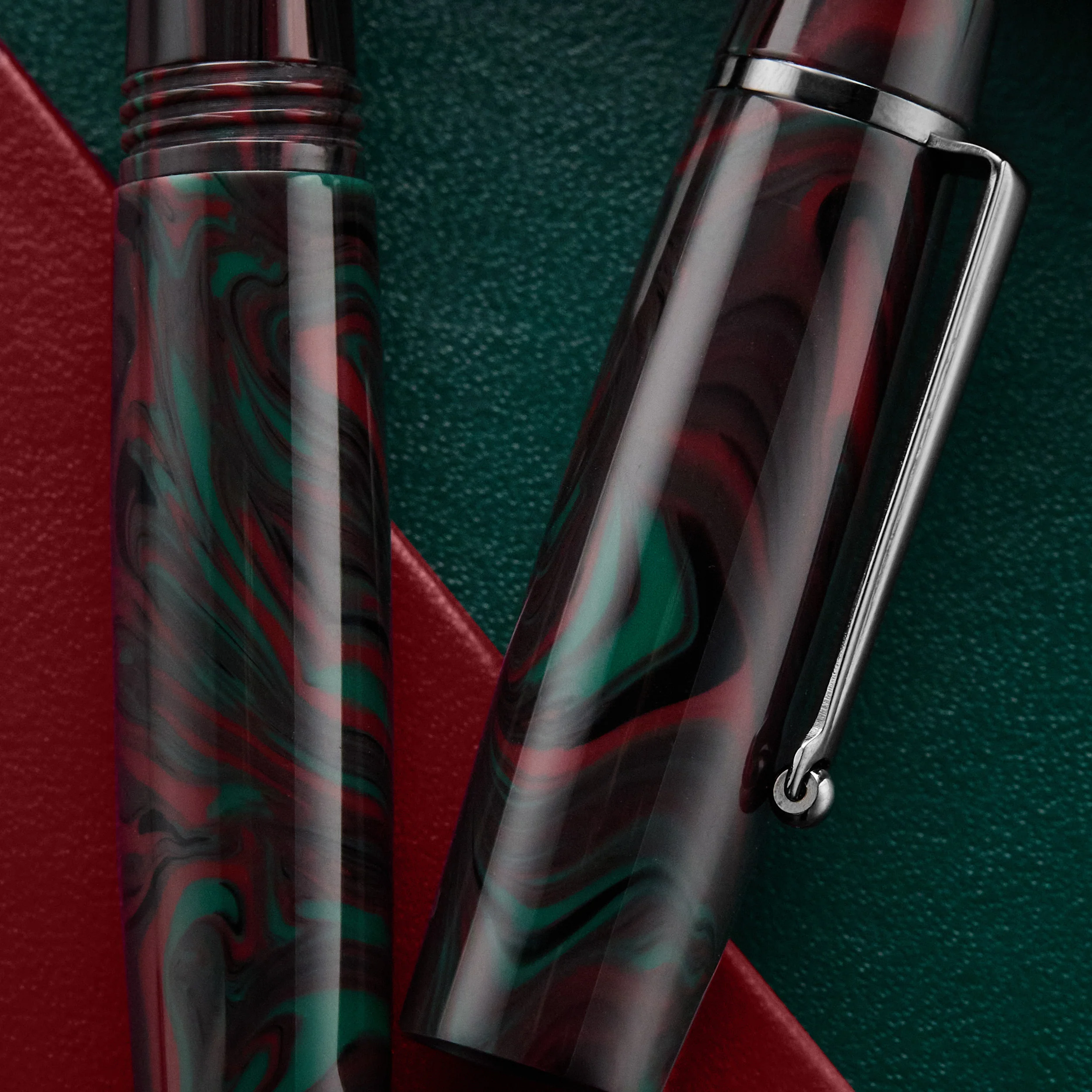 Delta Signs of Time Fountain Pen - Medieval Art (Special Edition) - Image 9