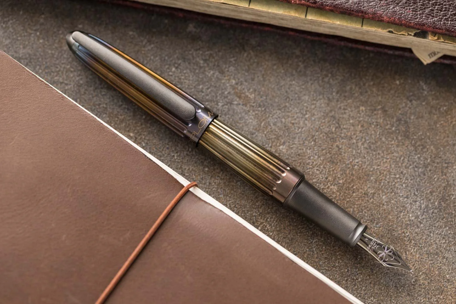 Diplomat Aero Fountain Pen - Flame - Image 6