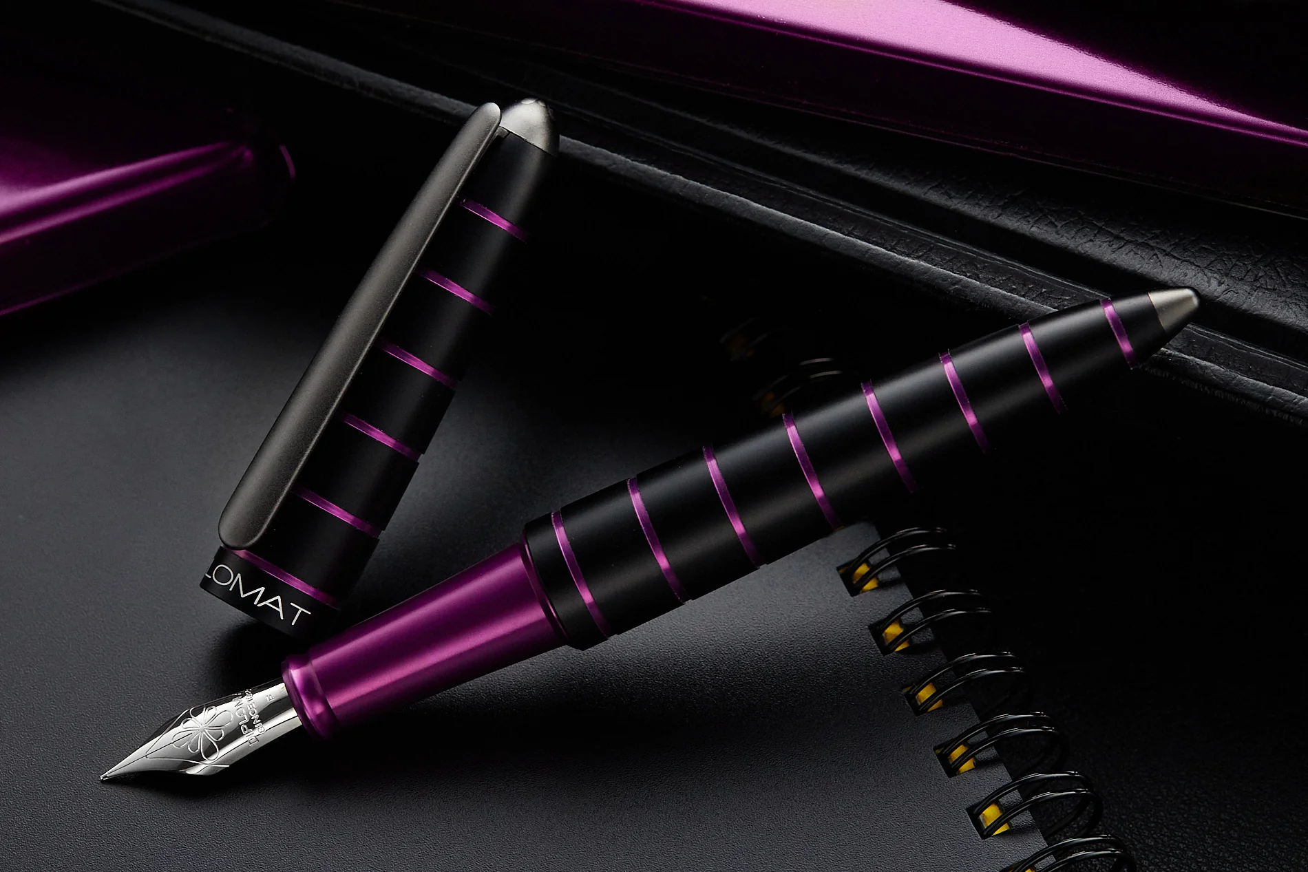 Diplomat Elox Fountain Pen - Ring Black/Purple - Image 6