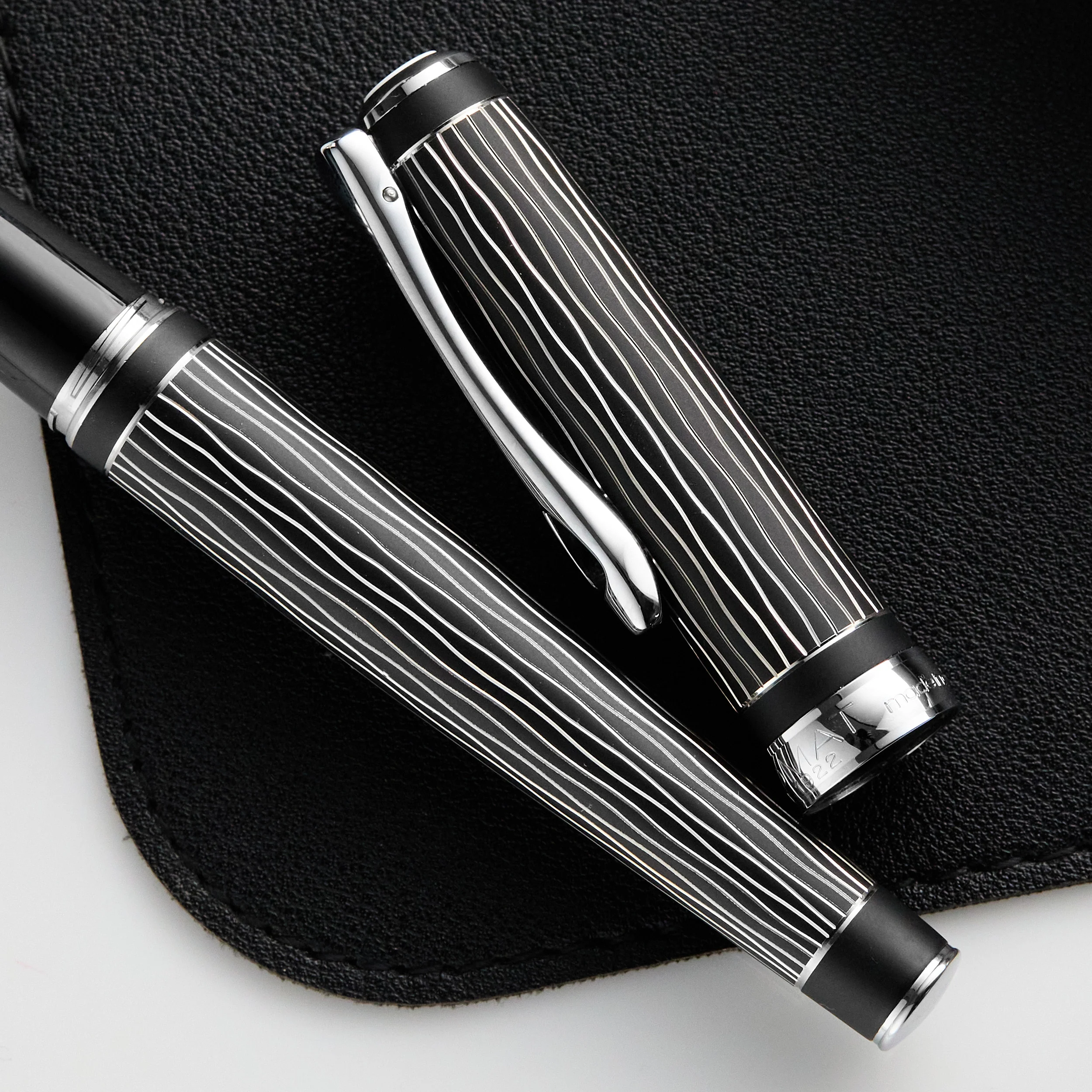 Diplomat Excellence A Plus Fountain Pen - Wave Guilloche Lapis Black - Image 4