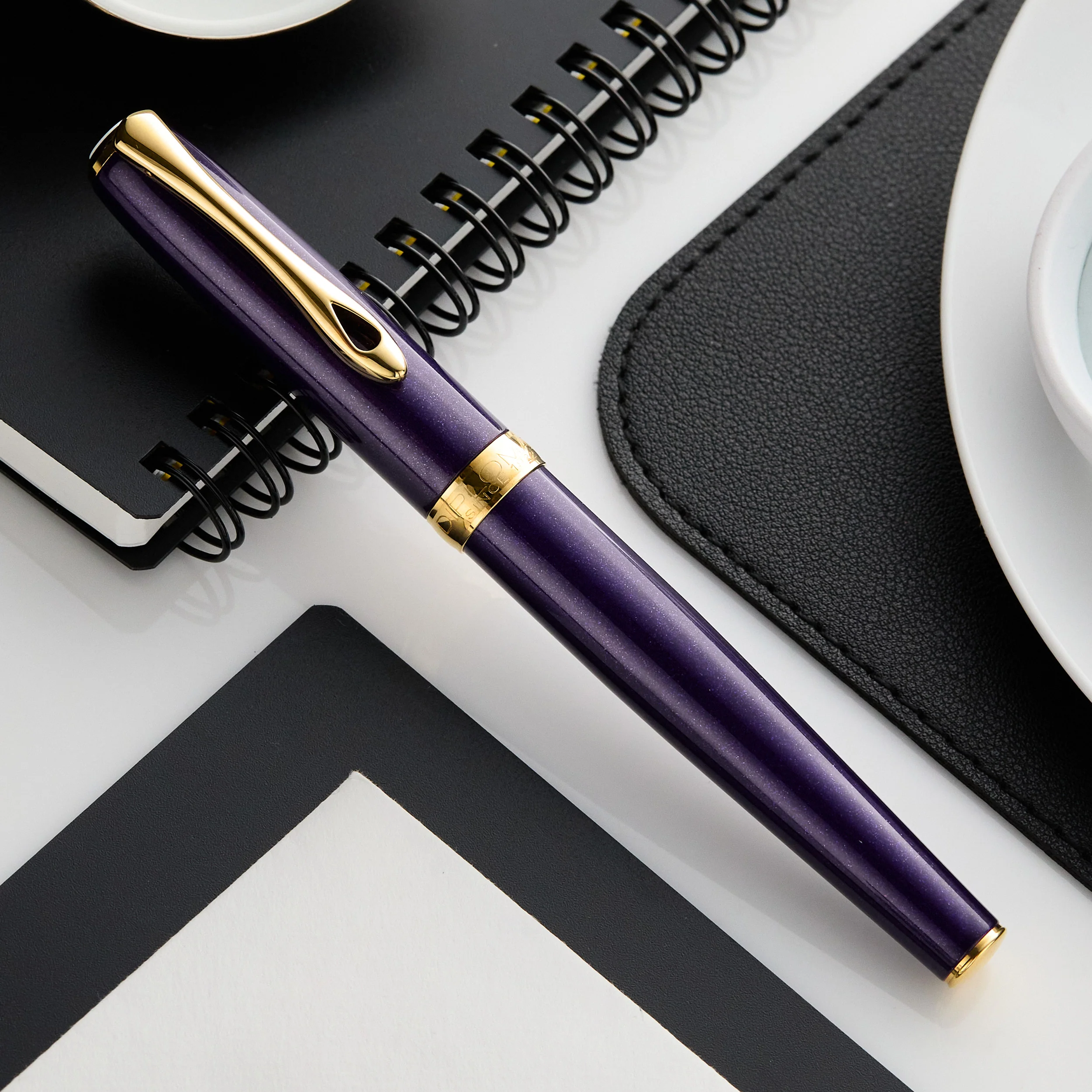 Diplomat Excellence A2 Fountain Pen - Violet Rain/Gold - Image 3