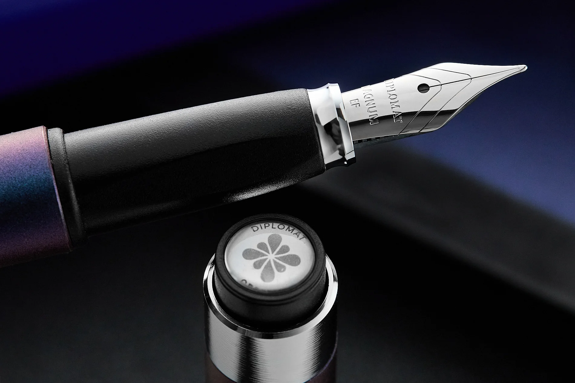 Diplomat Magnum Fountain Pen - Prismatic Purple - Image 10
