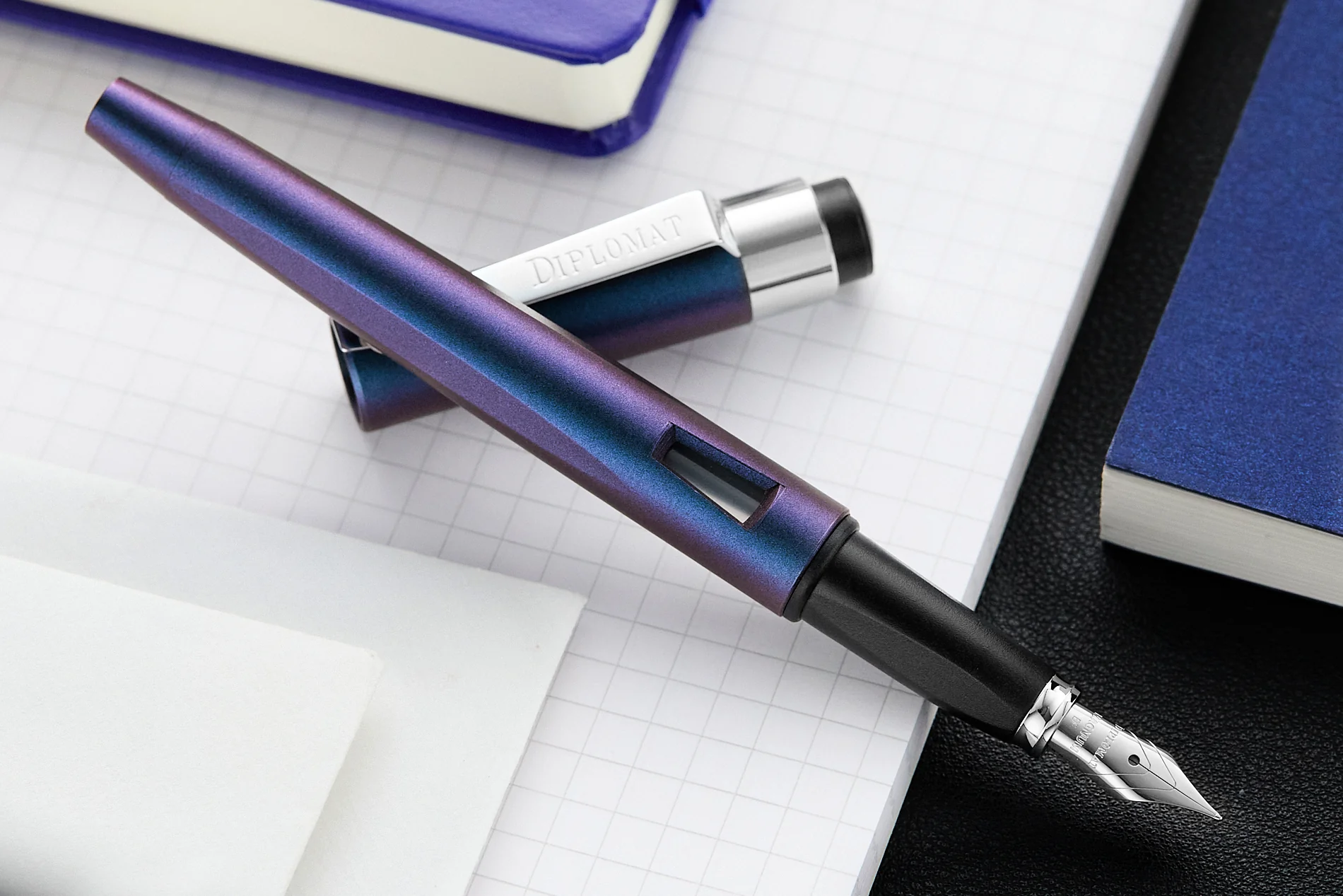Diplomat Magnum Fountain Pen - Prismatic Purple - Image 4