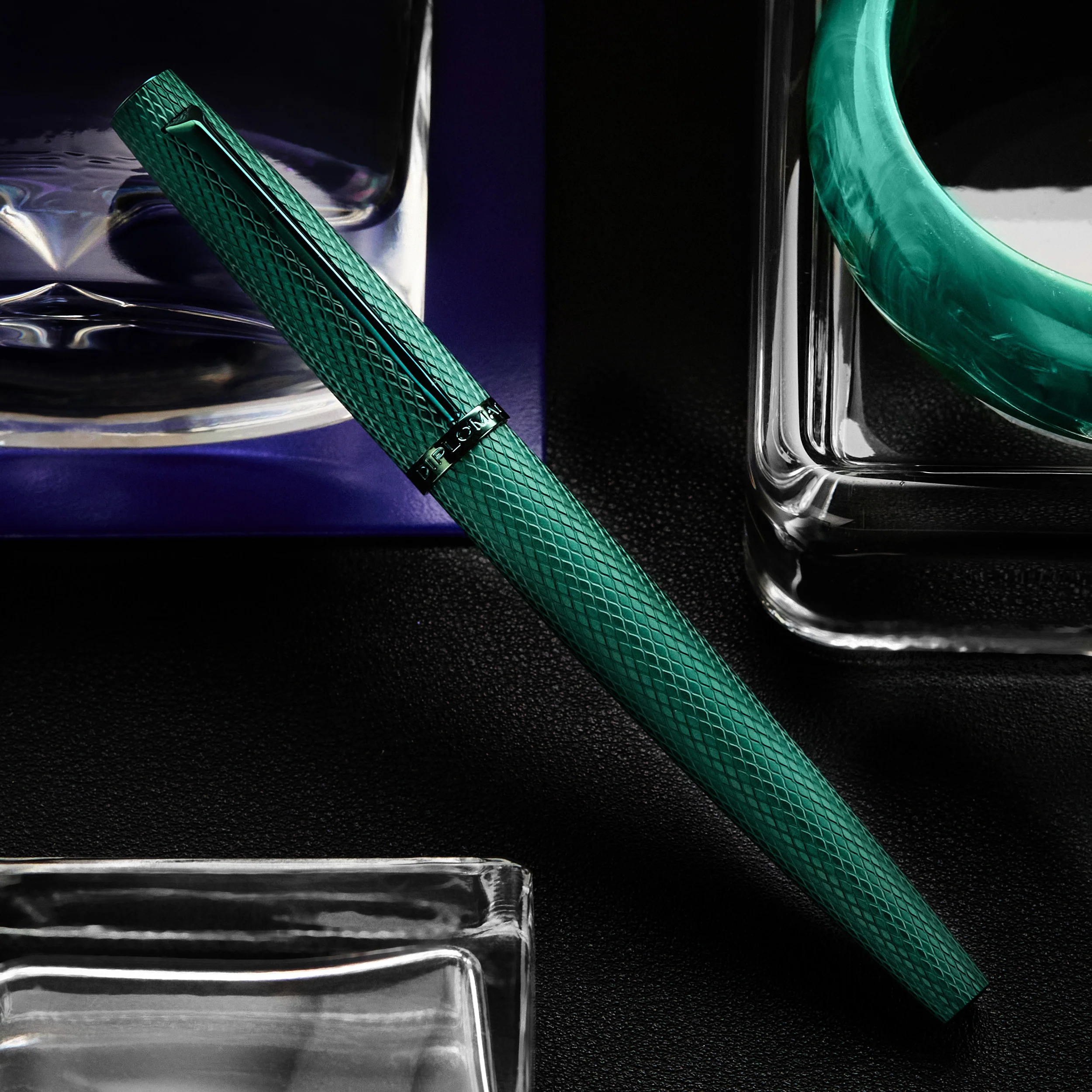 Diplomat Viper Fountain Pen - Green - Image 6