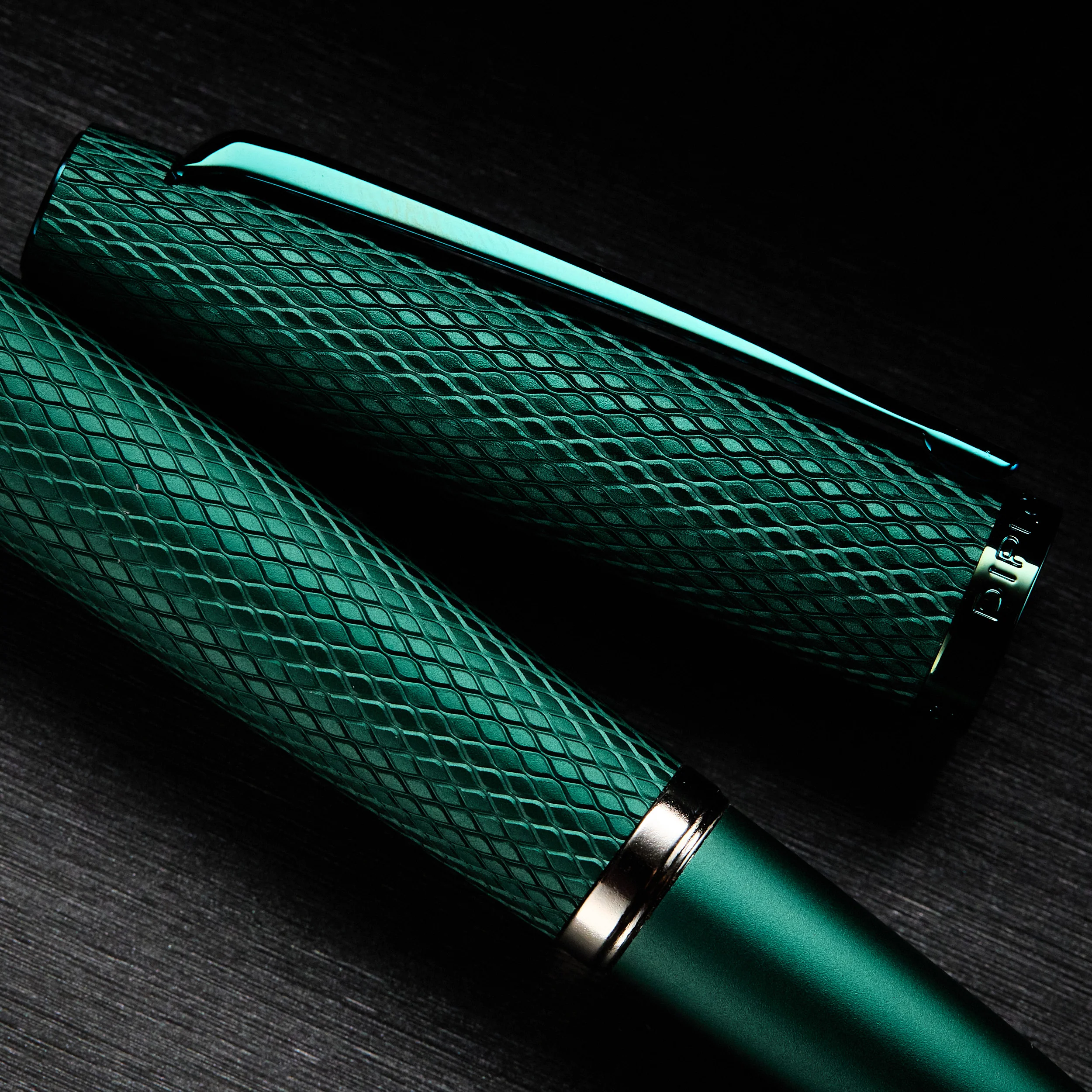 Diplomat Viper Fountain Pen - Green - Image 7