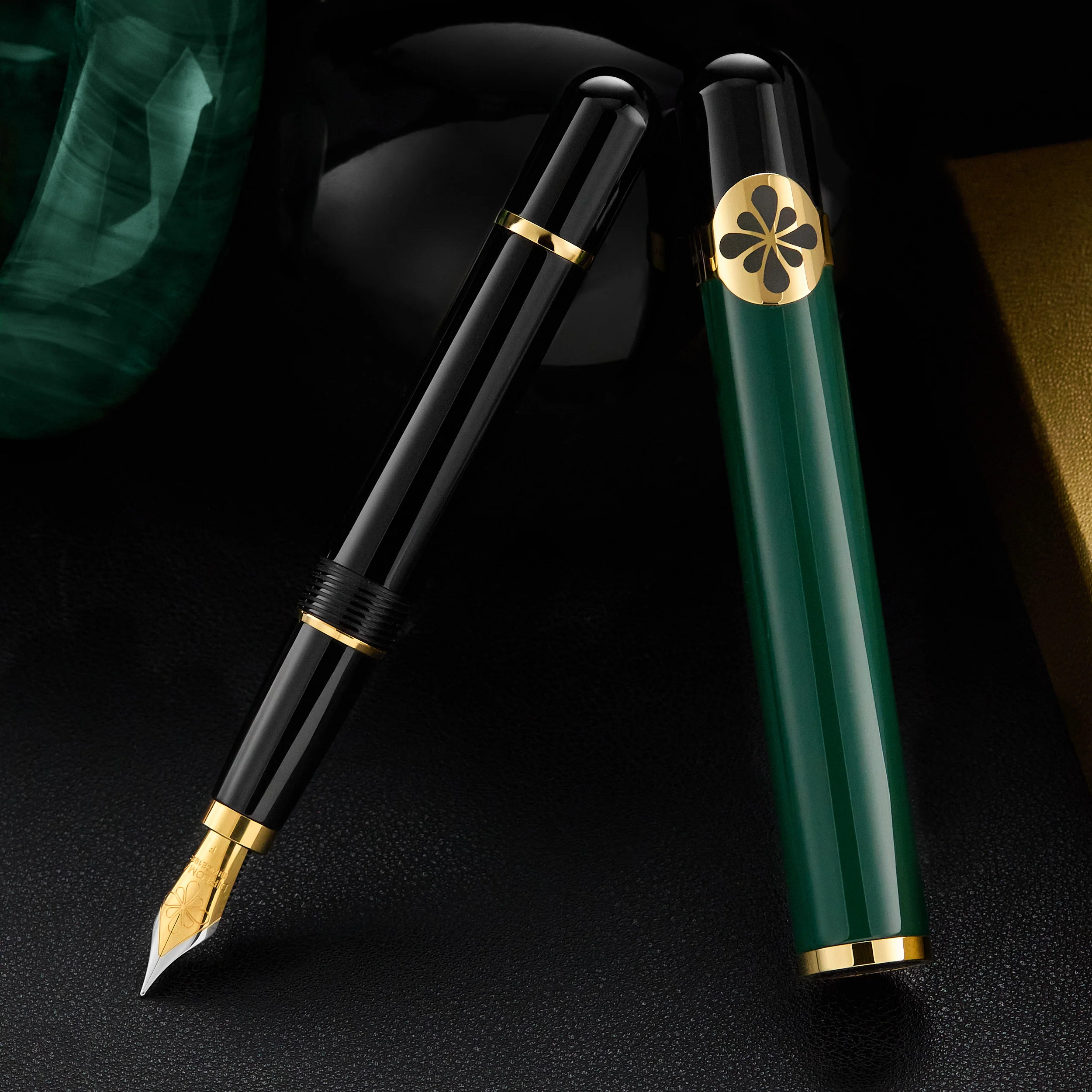Diplomat XO Fountain Pen - Racing Green (Limited Edition) - Image 7