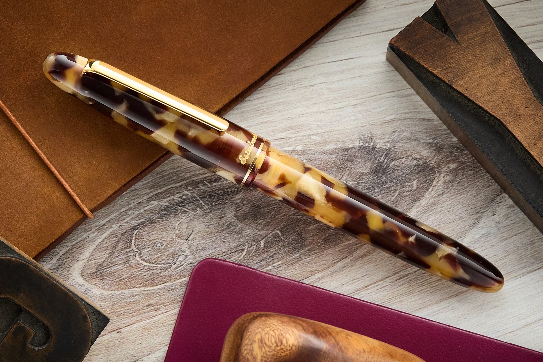 Esterbrook Estie Fountain Pen - Tortoise/Gold - Image 8