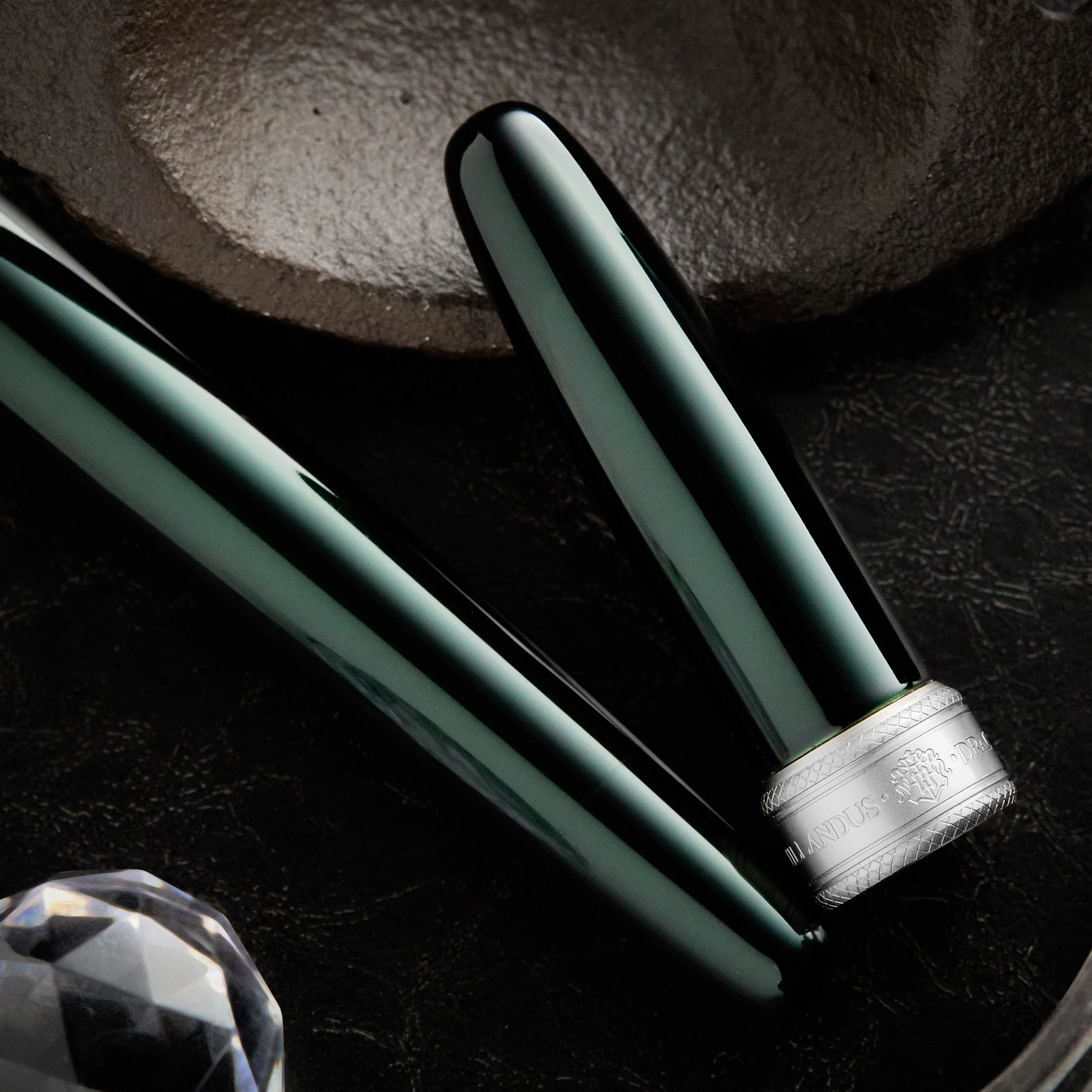 Ferris Wheel Press Harry Potter Joule Fountain Pen - Slytherin - Image 3