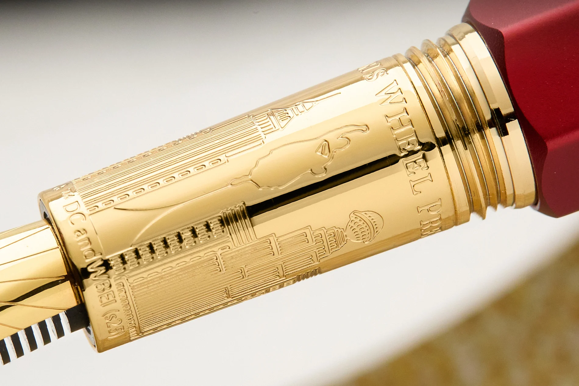Ferris Wheel Press Superman Edition Marquise Fountain Pen & Ink Set - The Voice of Metropolis - Image 3