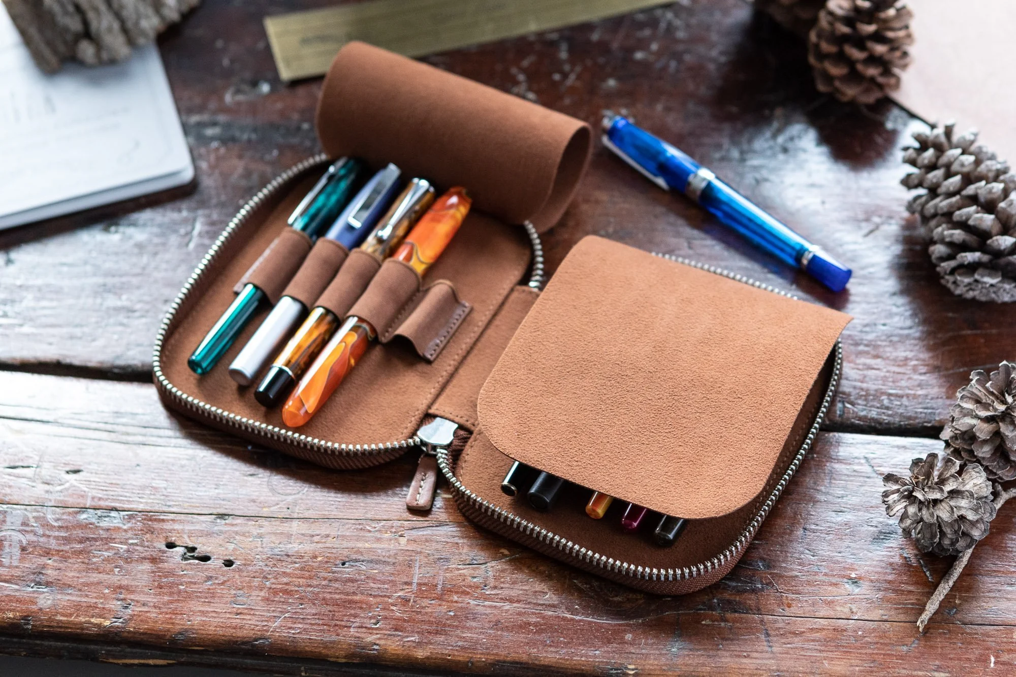 Galen Leather Zippered 10 Slot Pen Case - Brown - Image 9