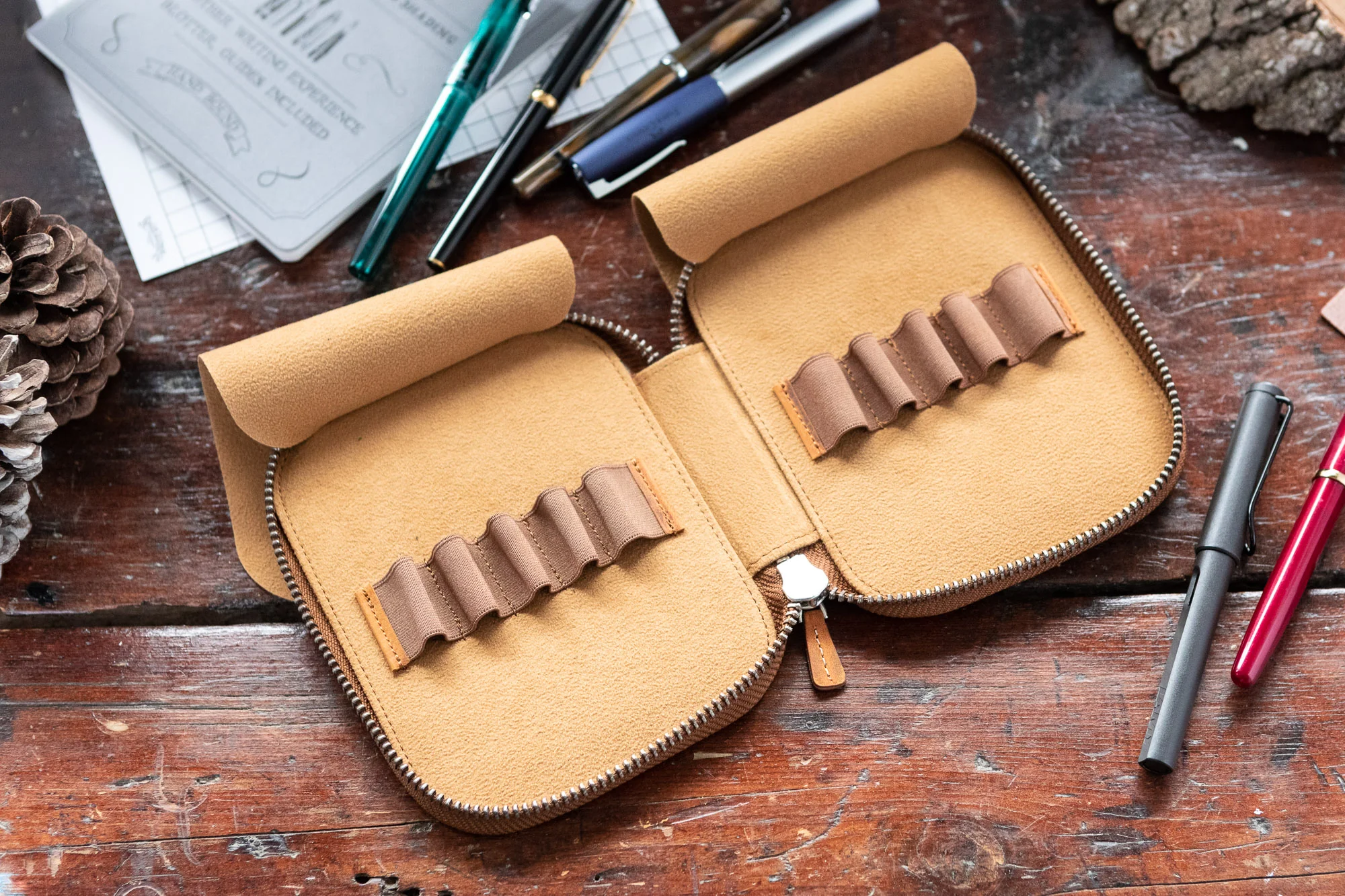 Galen Leather Zippered 10 Slot Pen Case - Crazy Horse Brown - Image 7