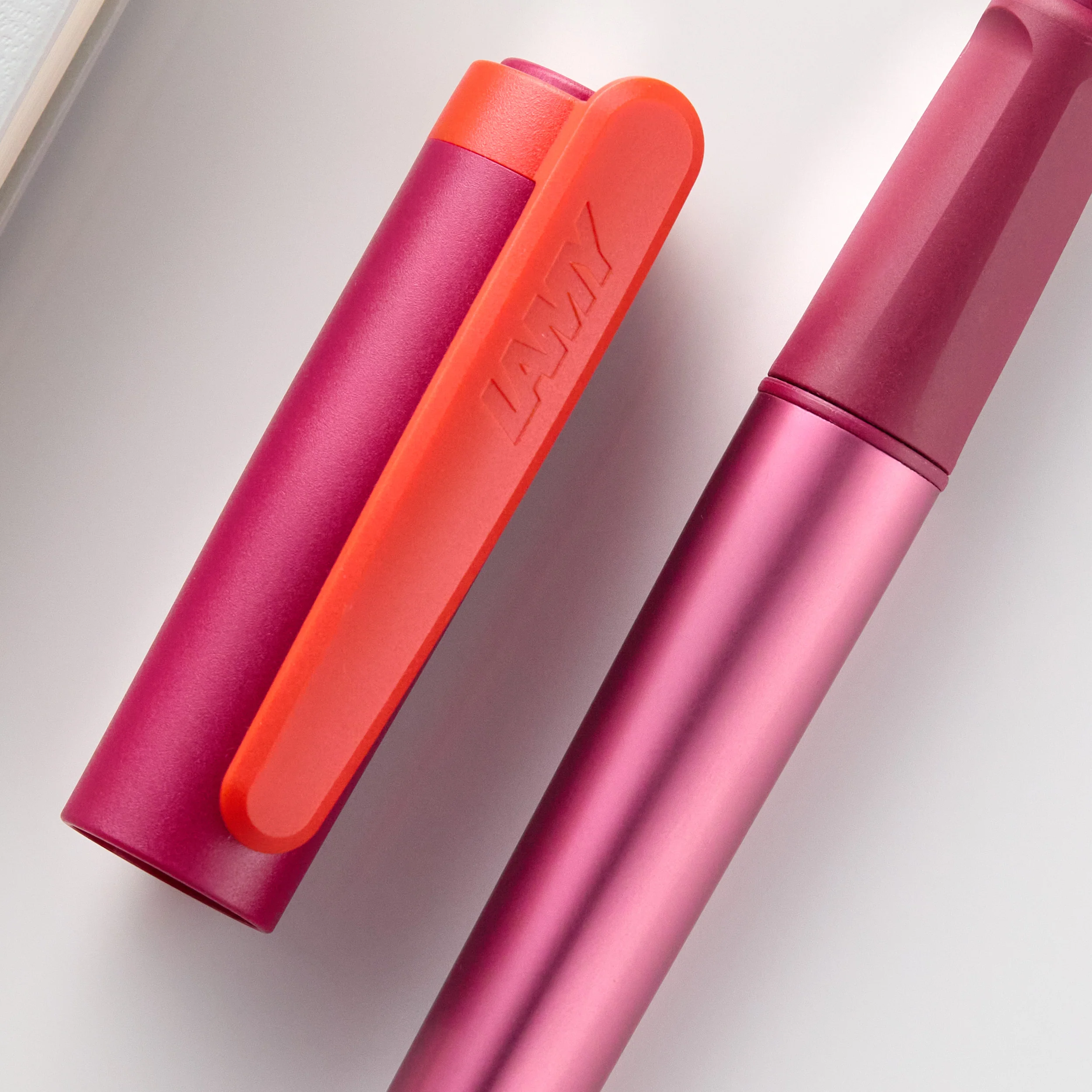 LAMY nexx Fountain Pen - multi-red (Special Edition) - Image 8