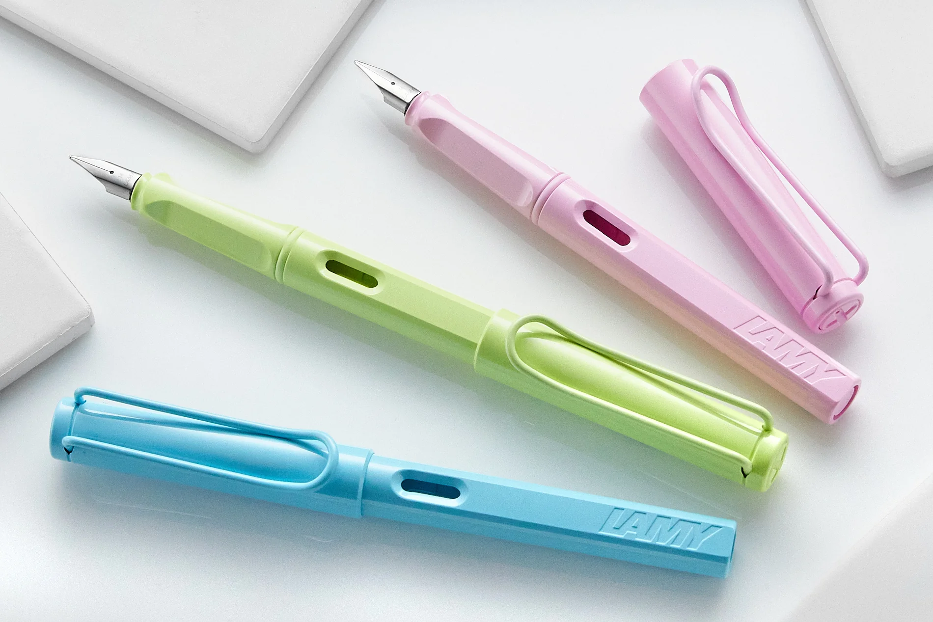 LAMY safari Fountain Pen - springgreen - Image 11