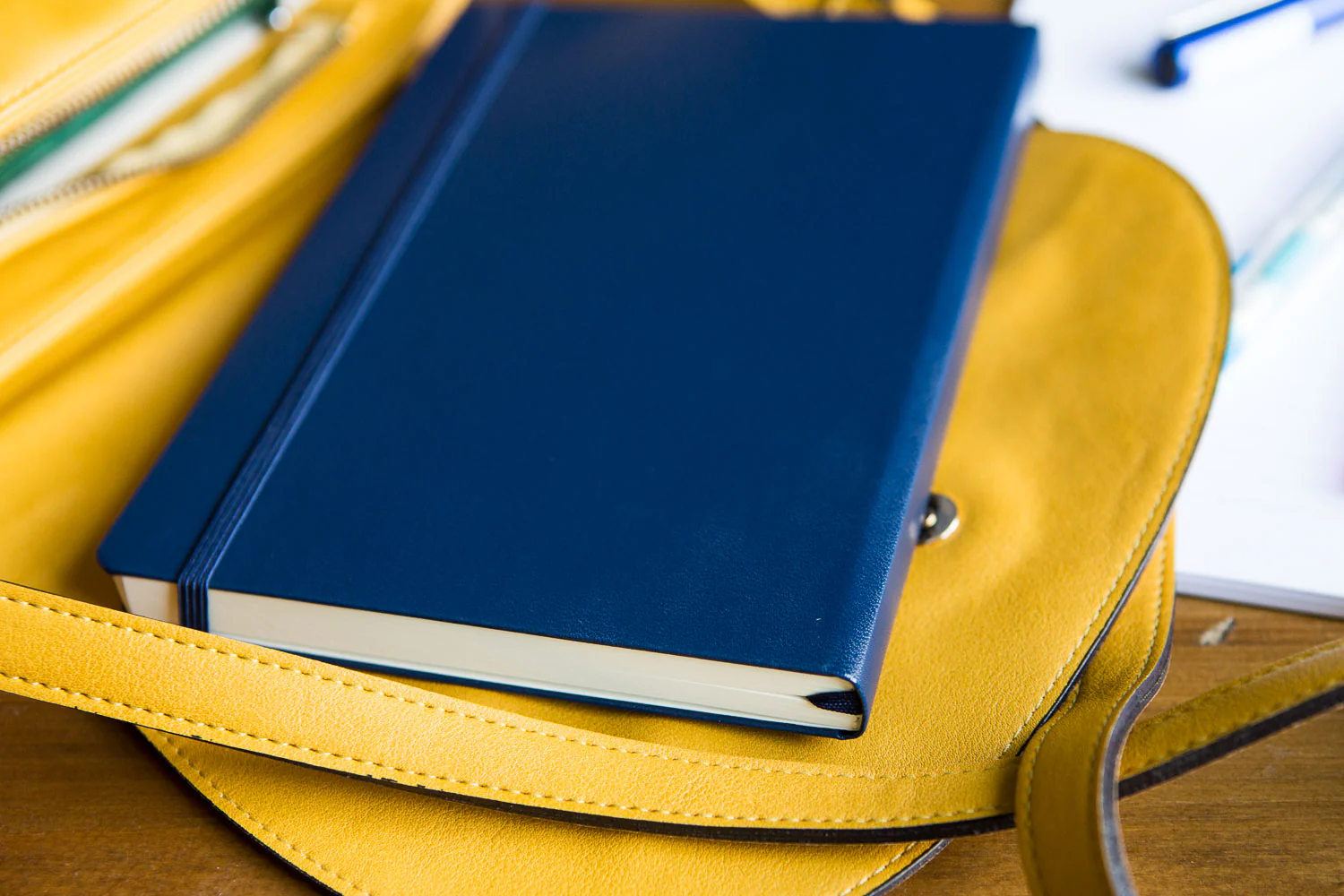 Leuchtturm1917 Medium A5 Notebook - Navy, Dot Grid - Image 8