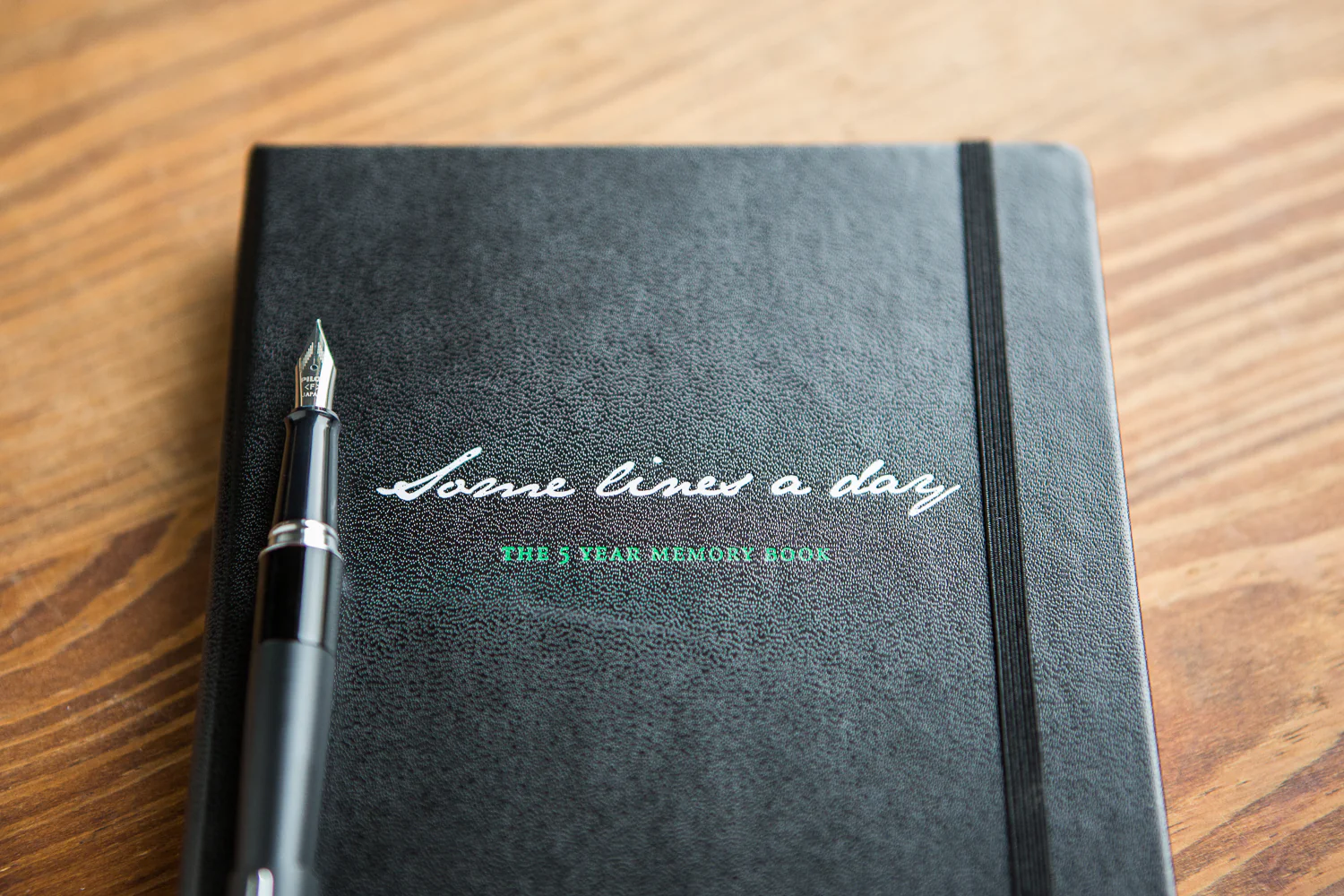 Leuchtturm1917 Some Lines a Day 5 Year Memory Notebook - Black - Image 8