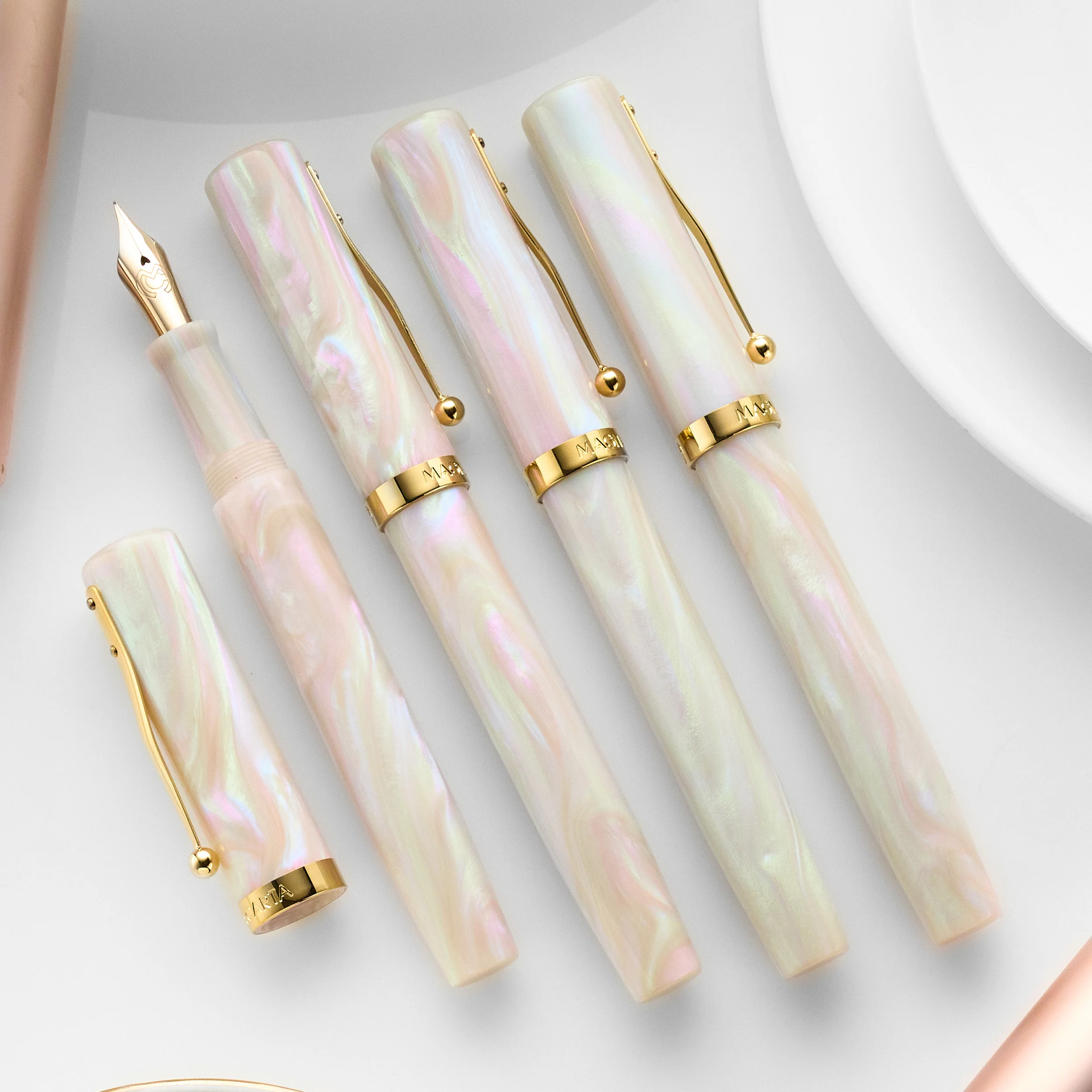 Magna Carta Mag 600 Fountain Pen - Pale Cream Rainbow Opalescence (Special Edition) - Image 10