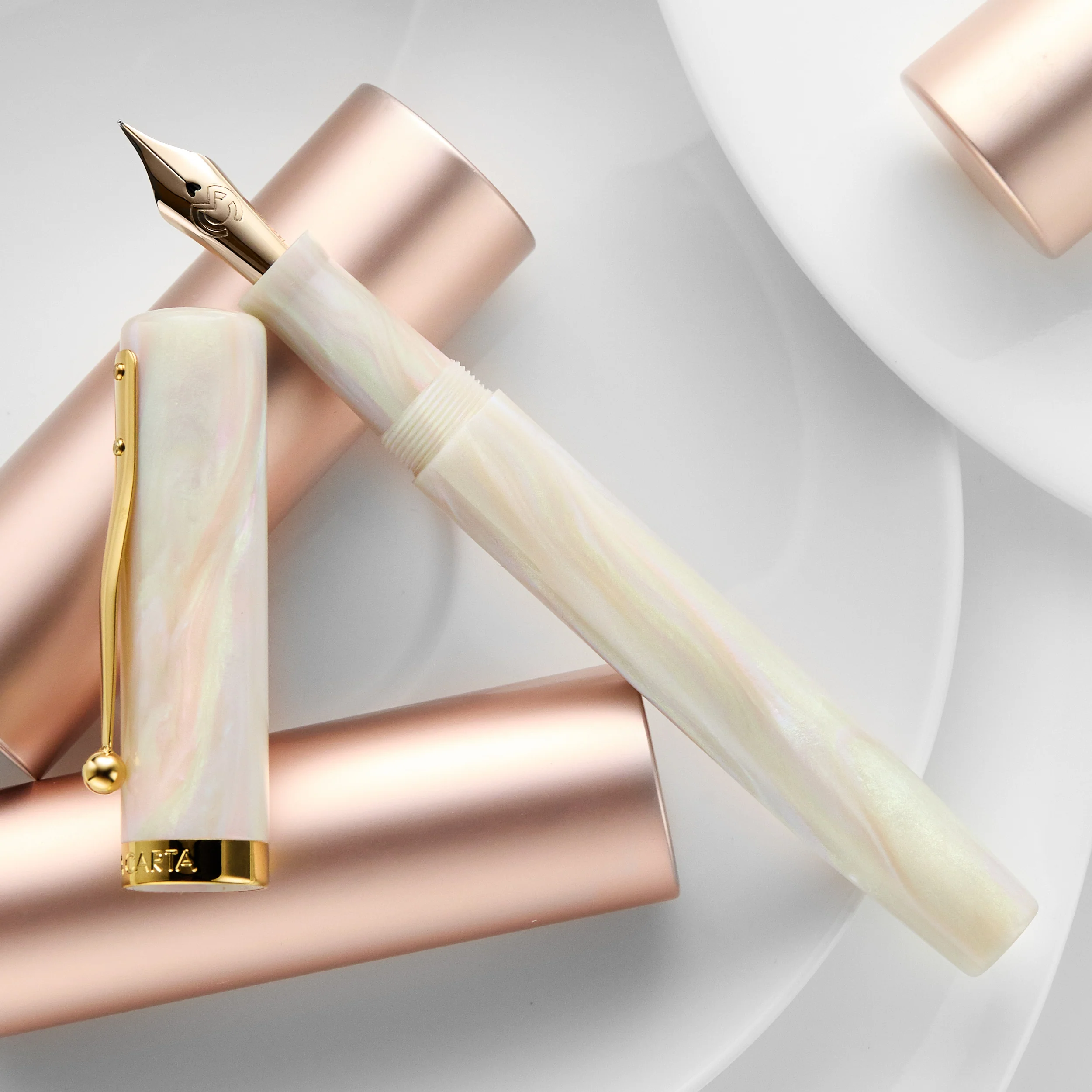 Magna Carta Mag 600 Fountain Pen - Pale Cream Rainbow Opalescence (Special Edition) - Image 2