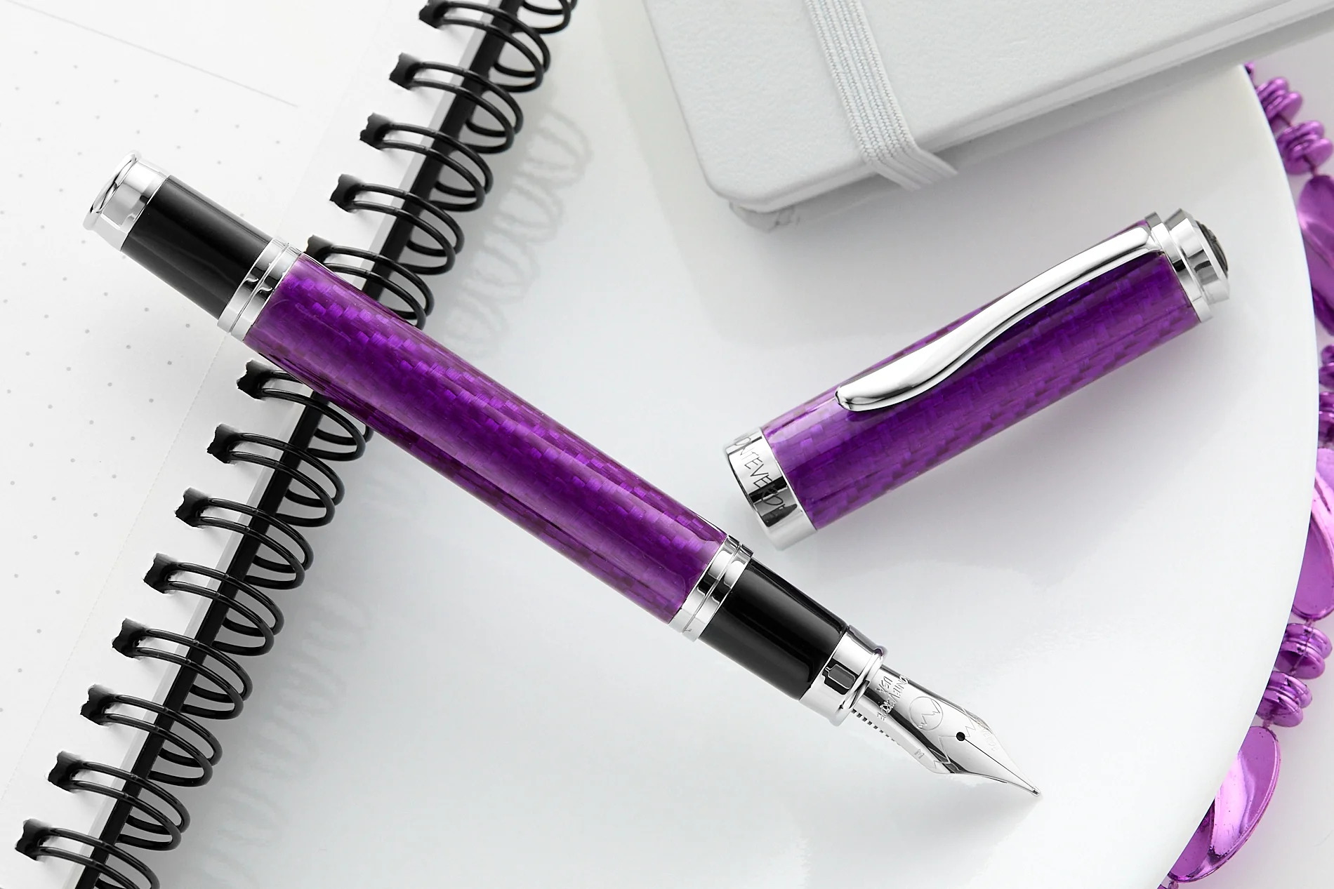 Monteverde Innova Fiberglass Fountain Pen - Amethyst (Special Edition) - Image 2