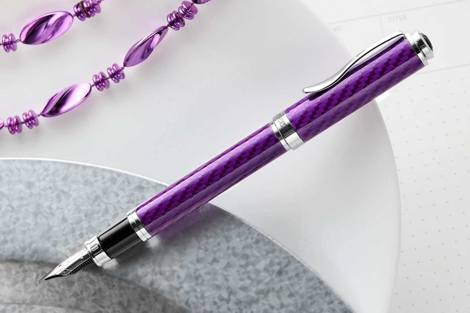 Monteverde Innova Fiberglass Fountain Pen - Amethyst (Special Edition) - Image 4