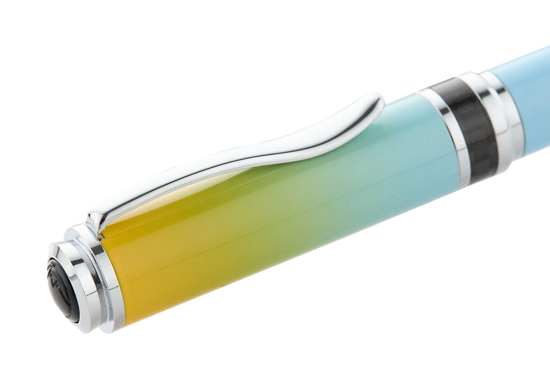 Monteverde Innova Ombre Fusion Fountain Pen - Bliss - Image 12