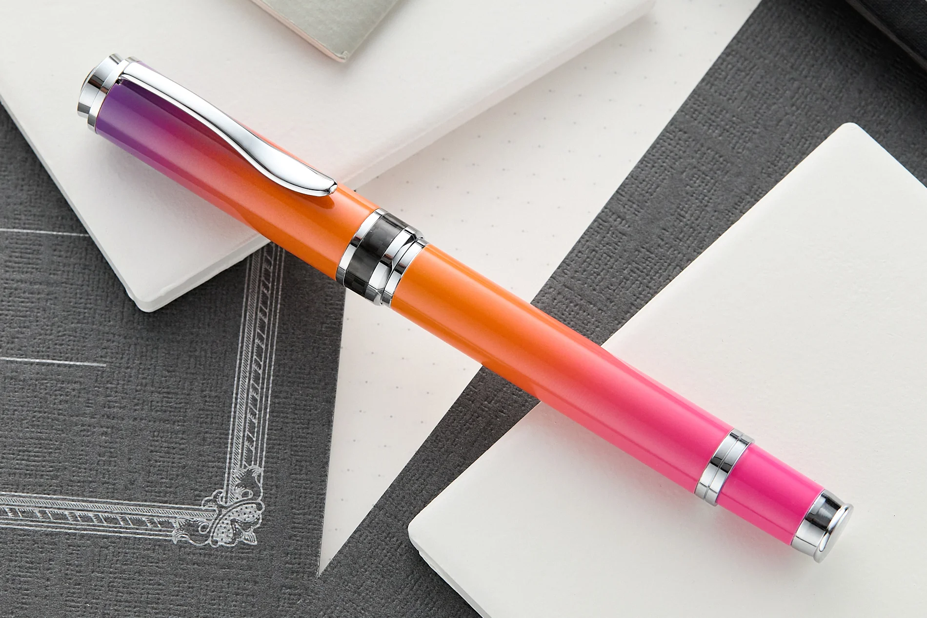 Monteverde Innova Ombre Fusion Fountain Pen - Harmony - Image 8