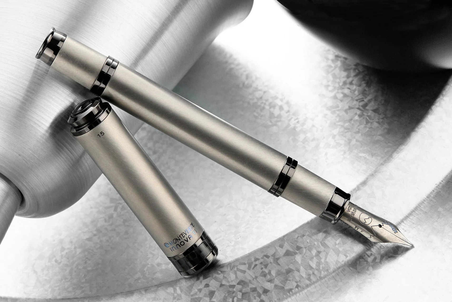 Monteverde Innova Titanium Fountain Pen - Image 3