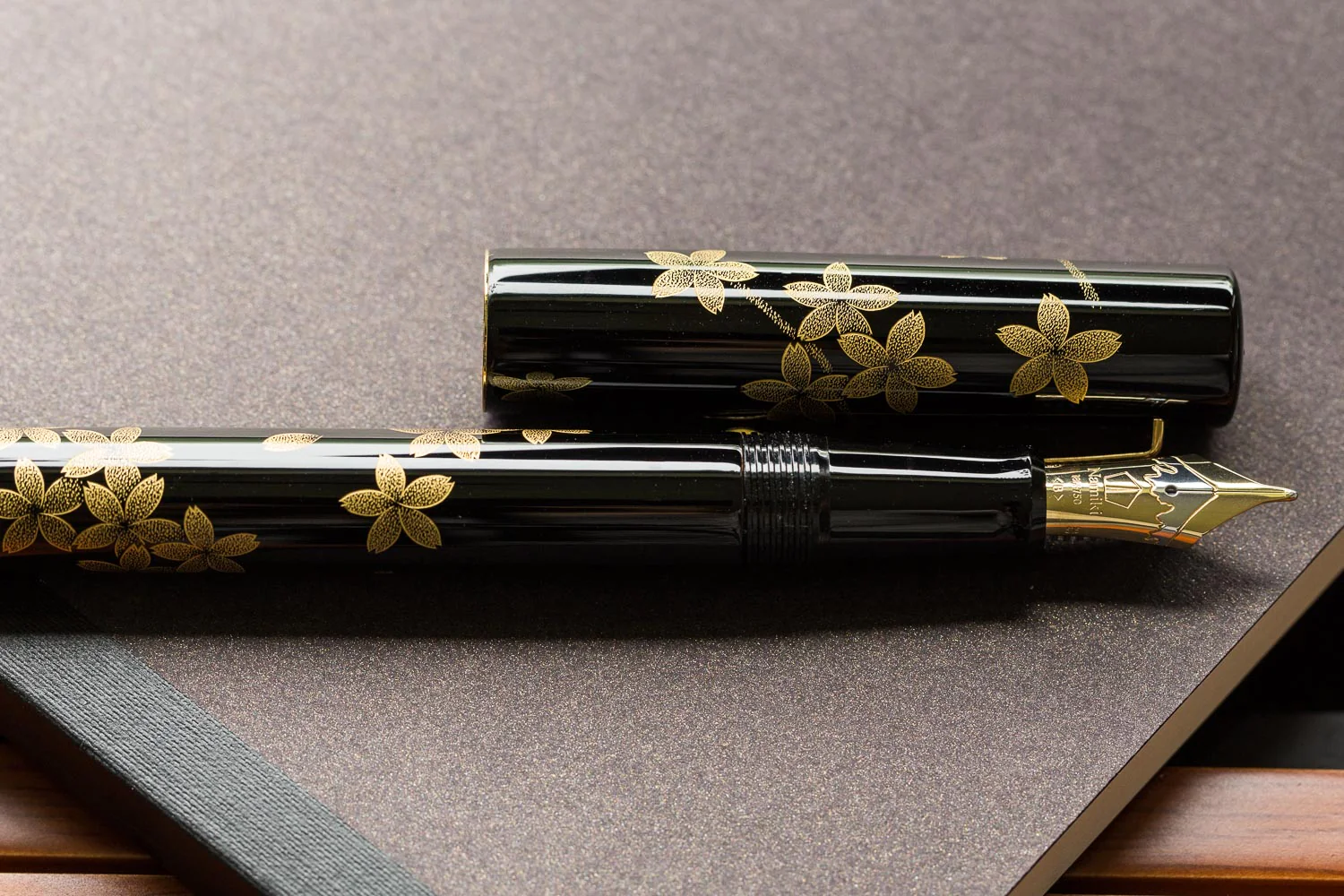 Namiki Chinkin Fountain Pen - Cherry Blossoms - Image 2