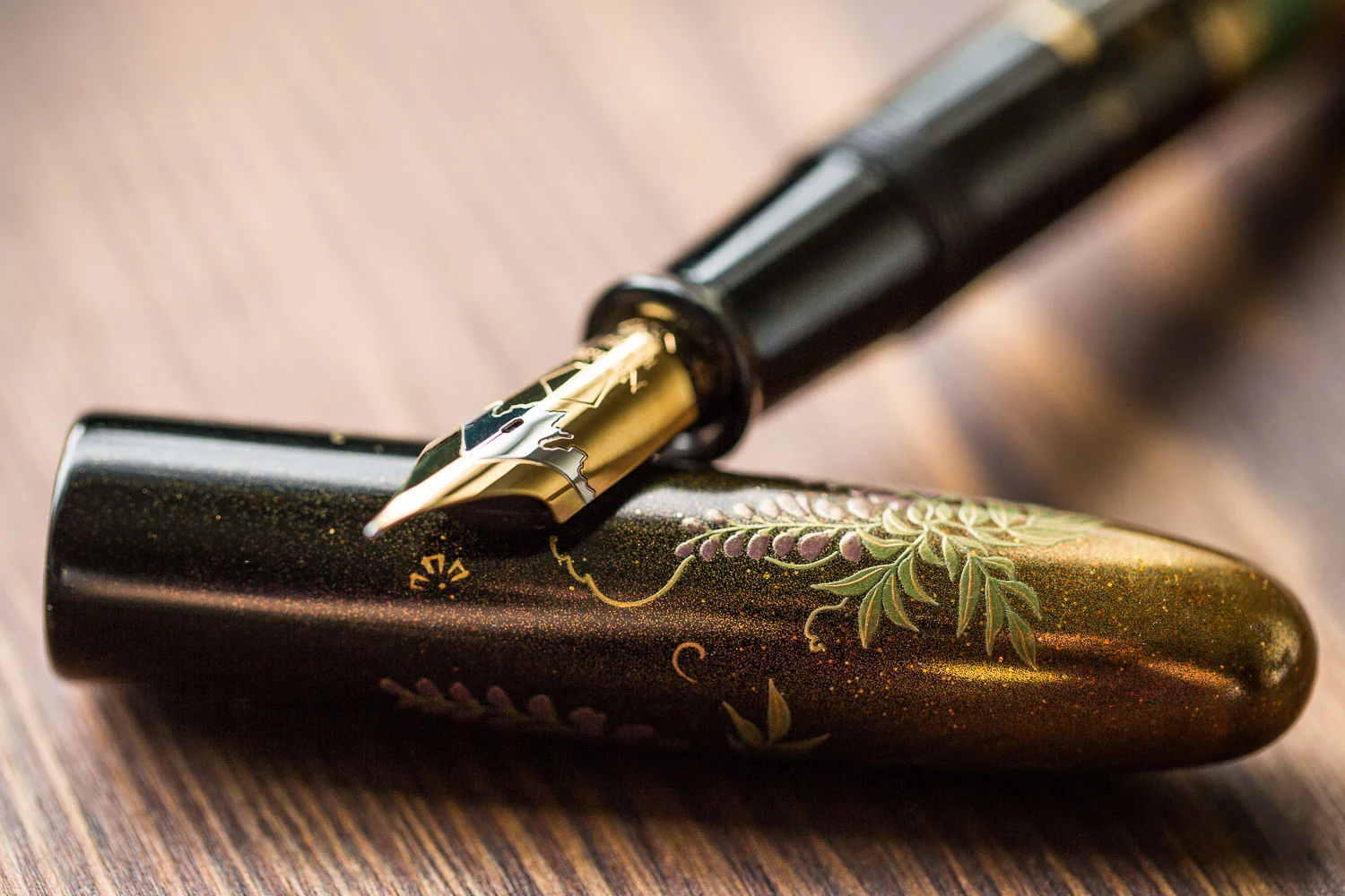 Namiki Emperor Maki-e Fountain Pen - Murasaki-Shikibu - Image 5