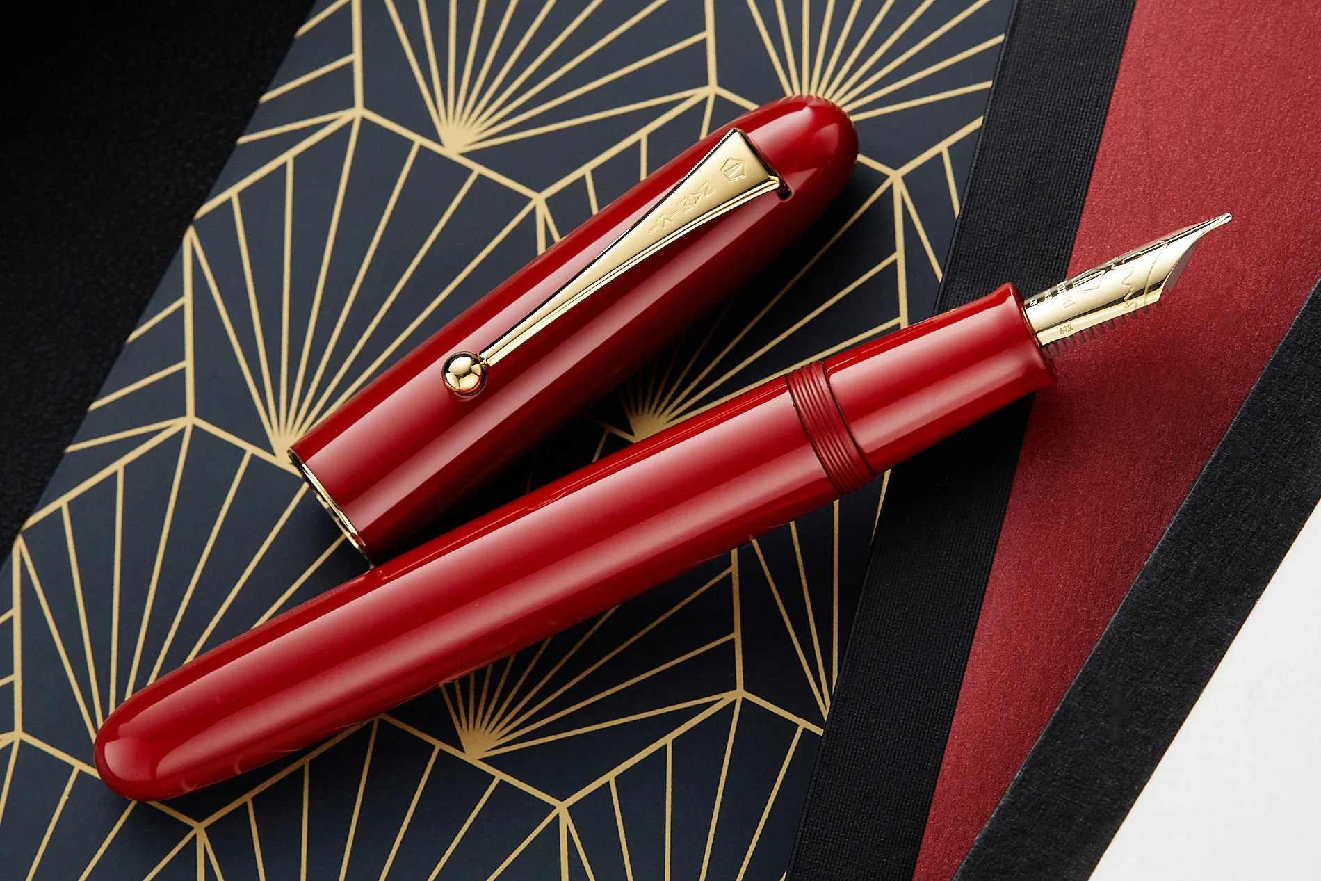 Namiki Yukari Royale Urushi Fountain Pen - Vermillion - Image 4