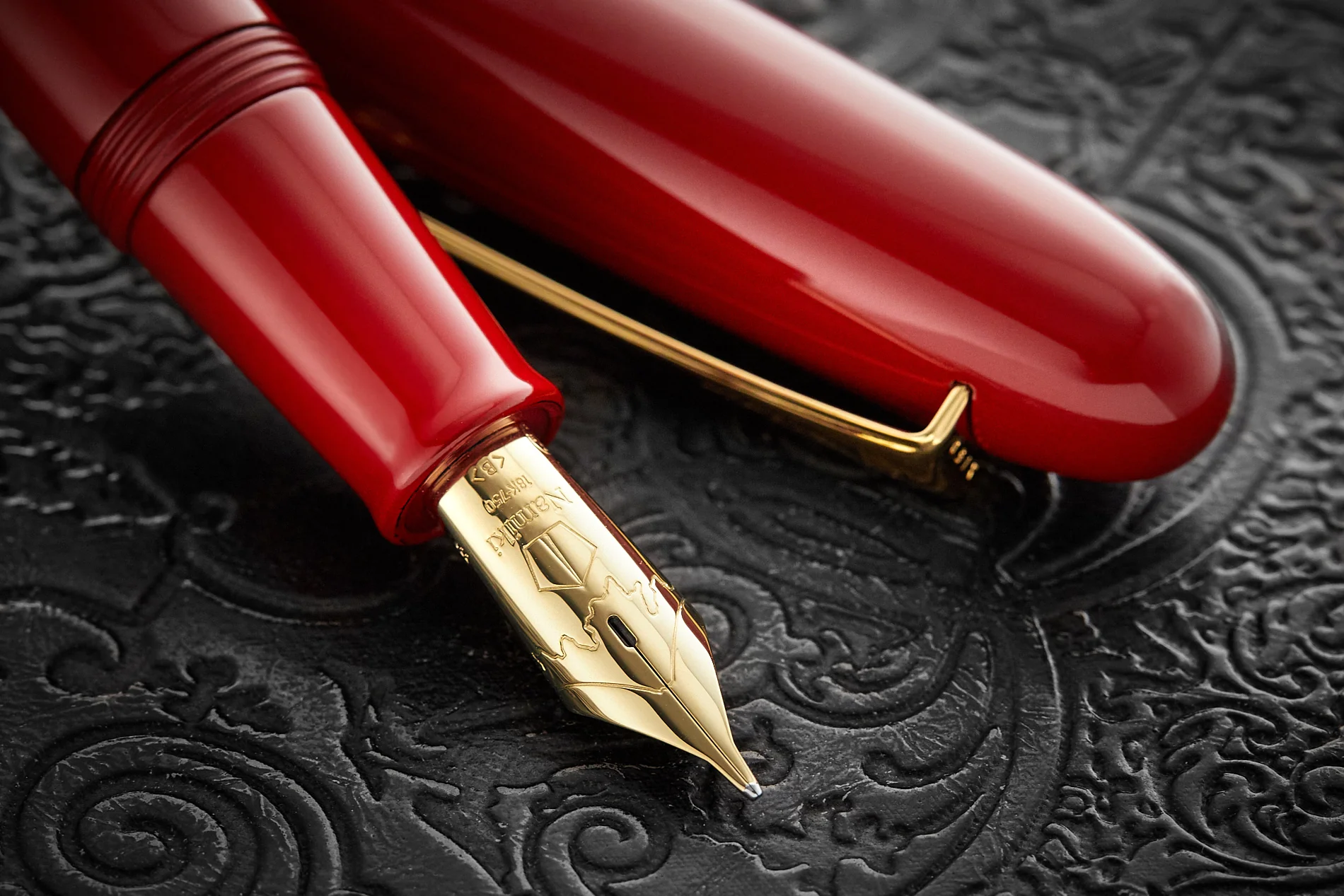 Namiki Yukari Royale Urushi Fountain Pen - Vermillion - Image 6