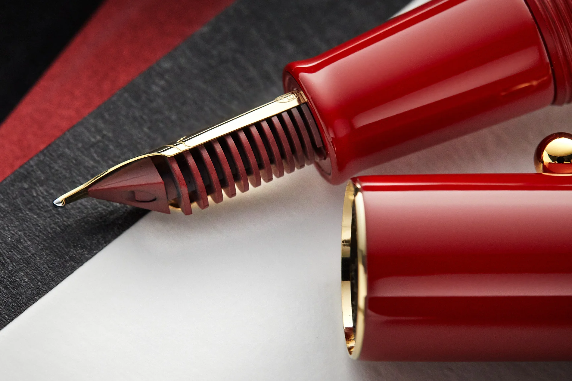 Namiki Yukari Royale Urushi Fountain Pen - Vermillion - Image 7