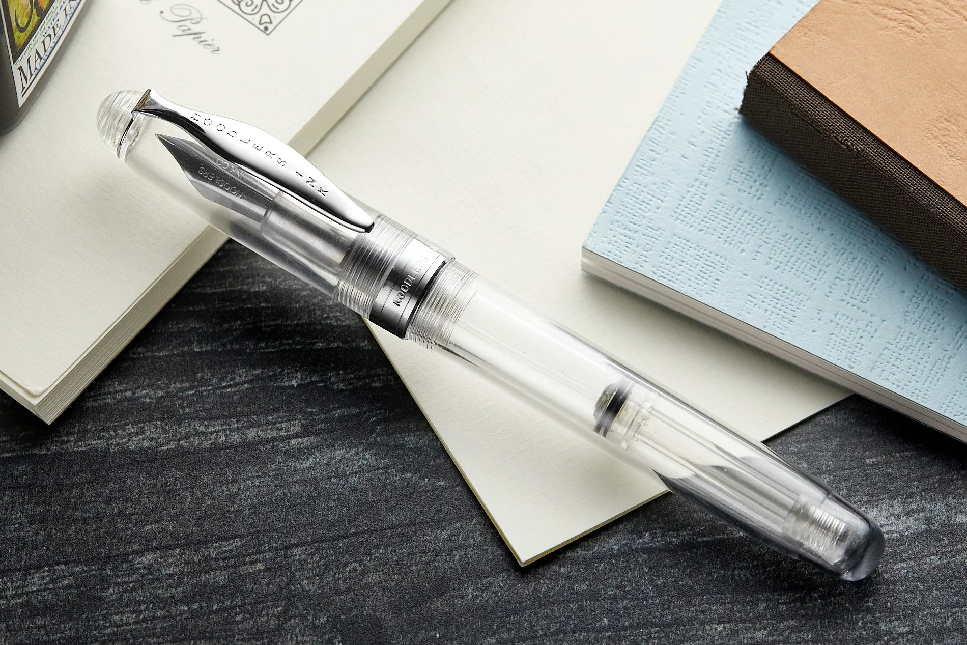 Noodler's Ahab Flex Fountain Pen - Clear - Image 8