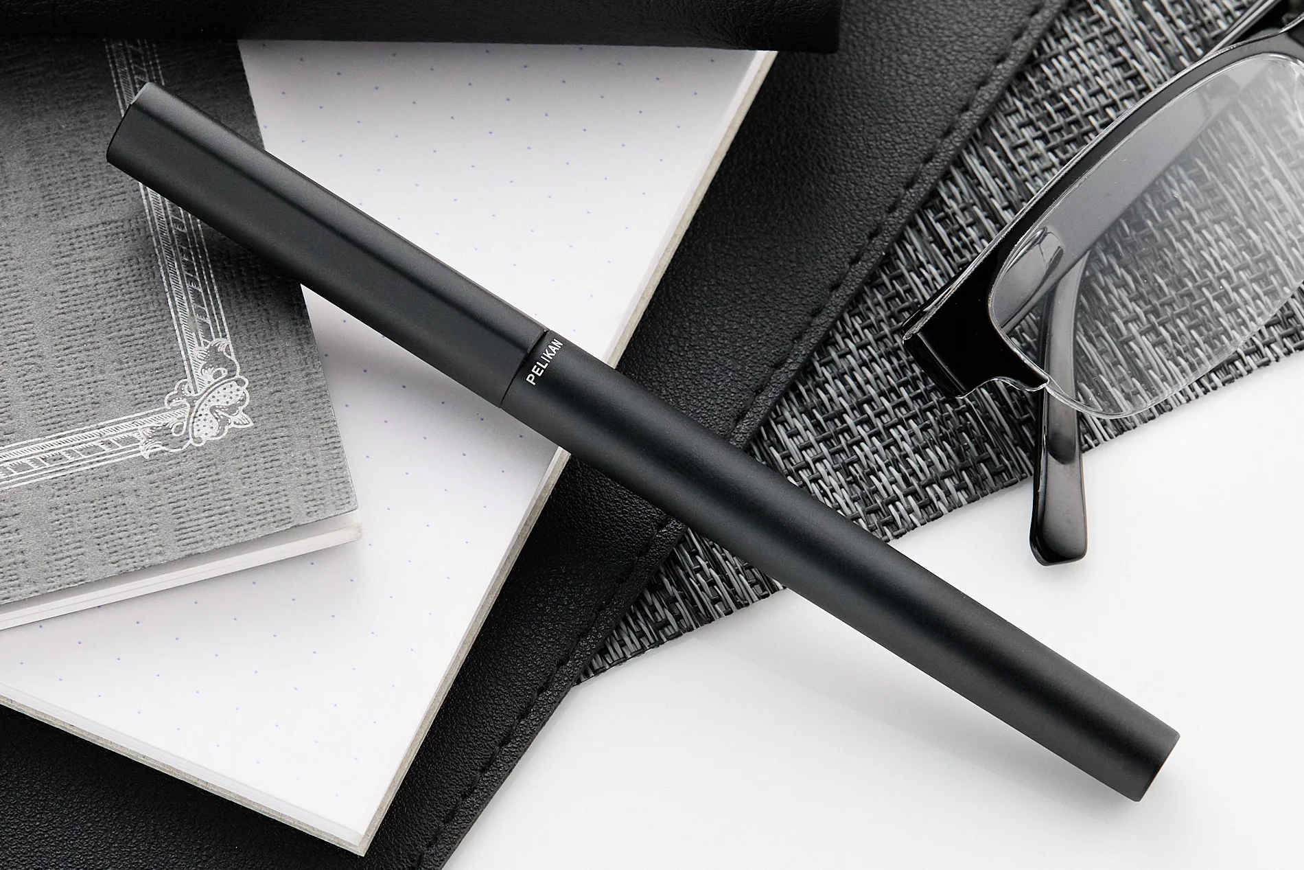 Pelikan Ineo Fountain Pen - Black Rock - Image 7