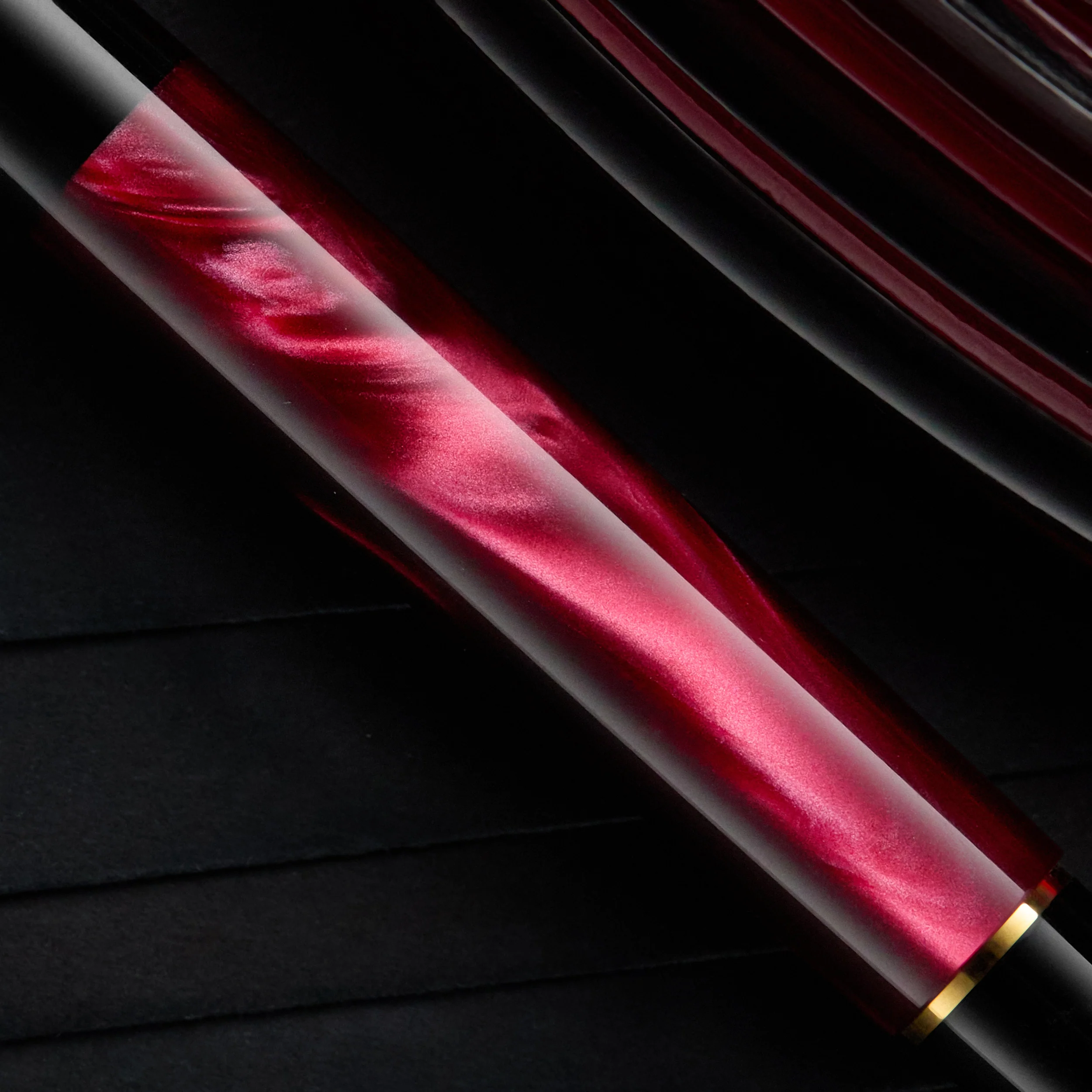 Pelikan M200 Fountain Pen - Red Marbled (Special Edition) - Image 7