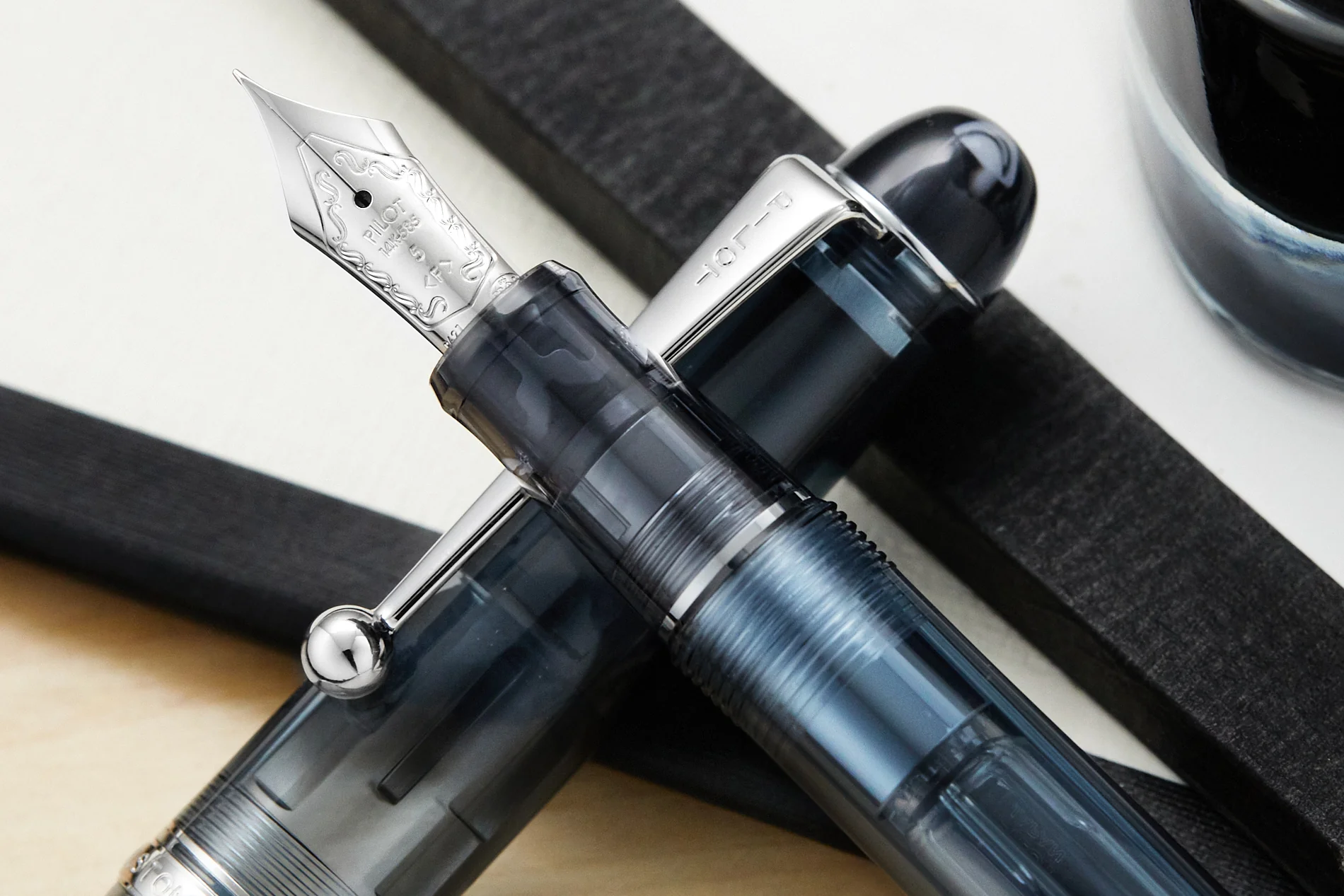 Pilot Custom 74 Fountain Pen - Blue Stone - Image 9