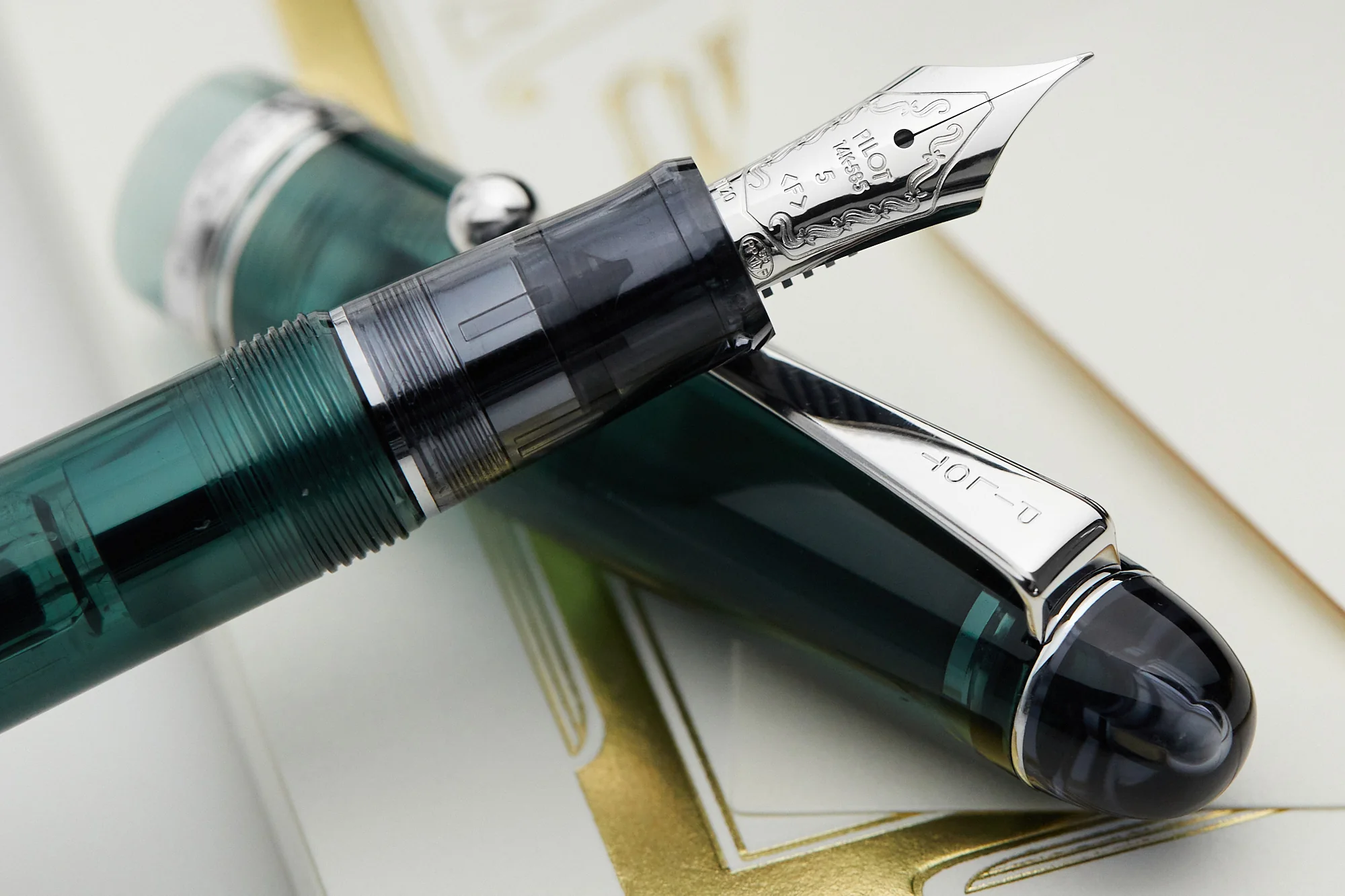 Pilot Custom 74 Fountain Pen - Forest Green - Image 10