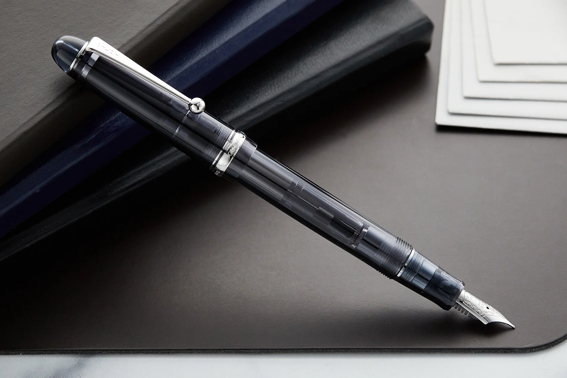 Pilot Custom 74 Fountain Pen - Smoke - Image 9
